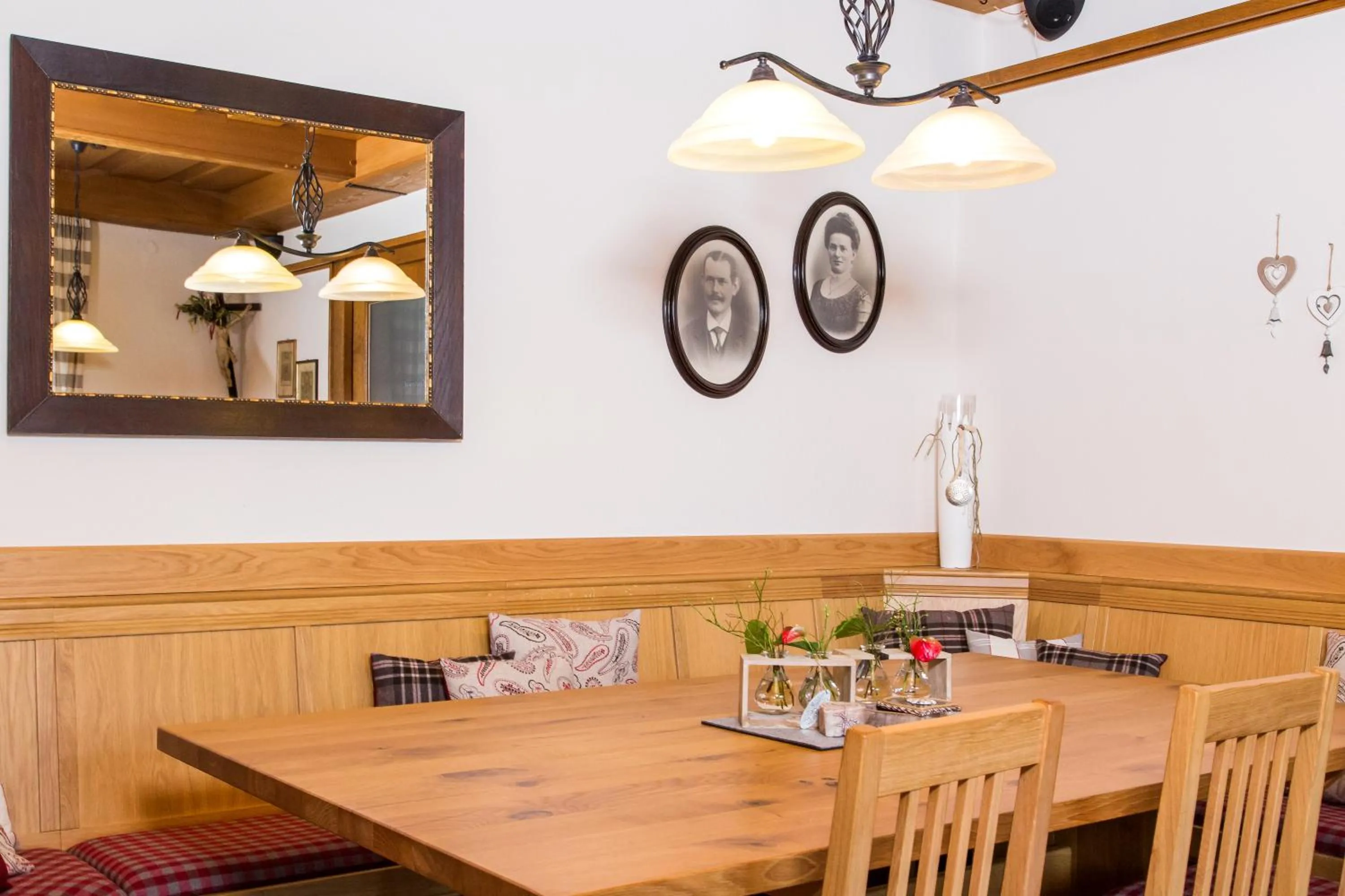 Food and drinks, Restaurant/Places to Eat in Hotel-Gasthof Zur Post
