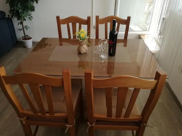 Dining area in Apartments Klanac