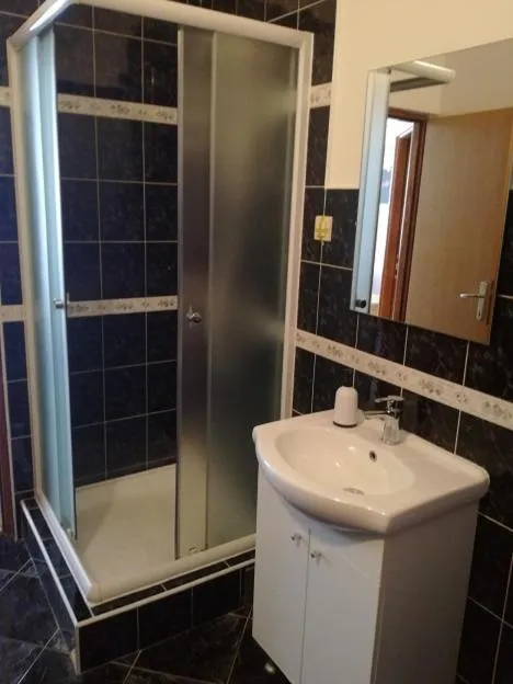 Bathroom in Apartments Klanac