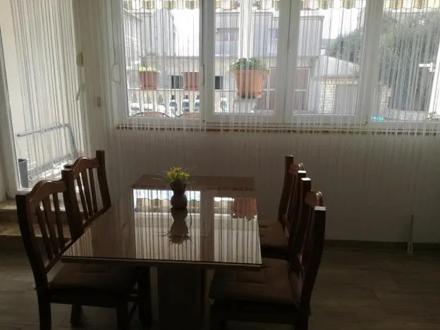Dining area in Apartments Klanac