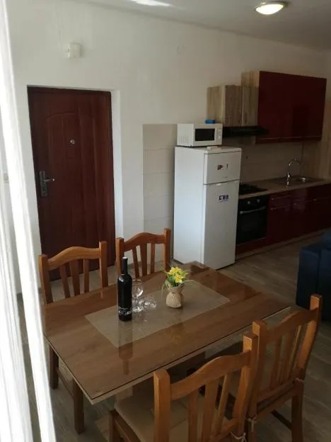 Kitchen or kitchenette in Apartments Klanac
