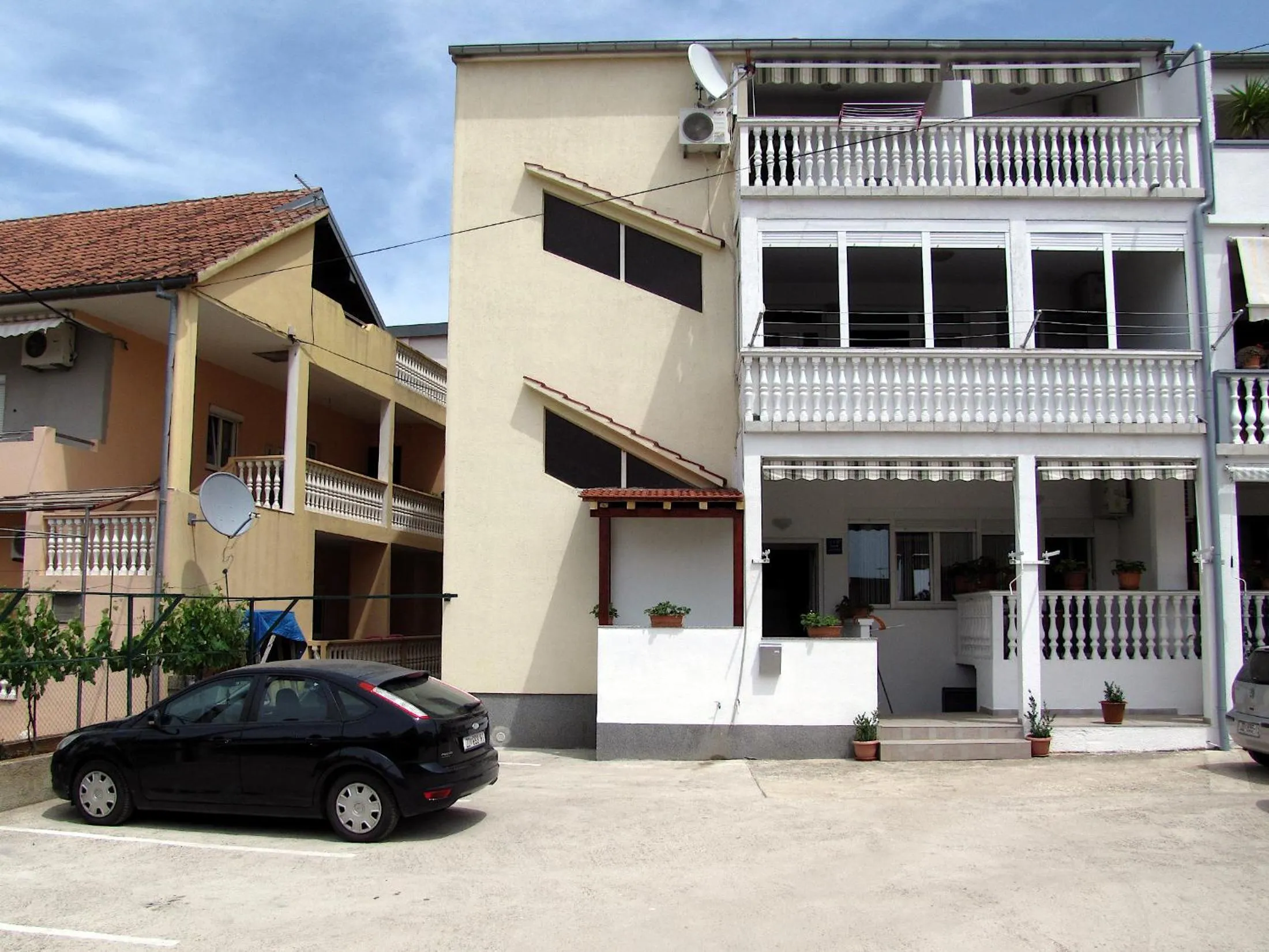 Property building in Apartments Klanac