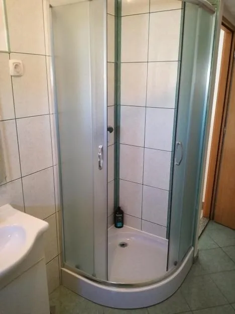 Shower in Apartments Klanac
