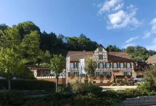 Hotel-Gasthof Zum Weyssen Rössle Hotel-Gasthof Zum Weyssen Rössle