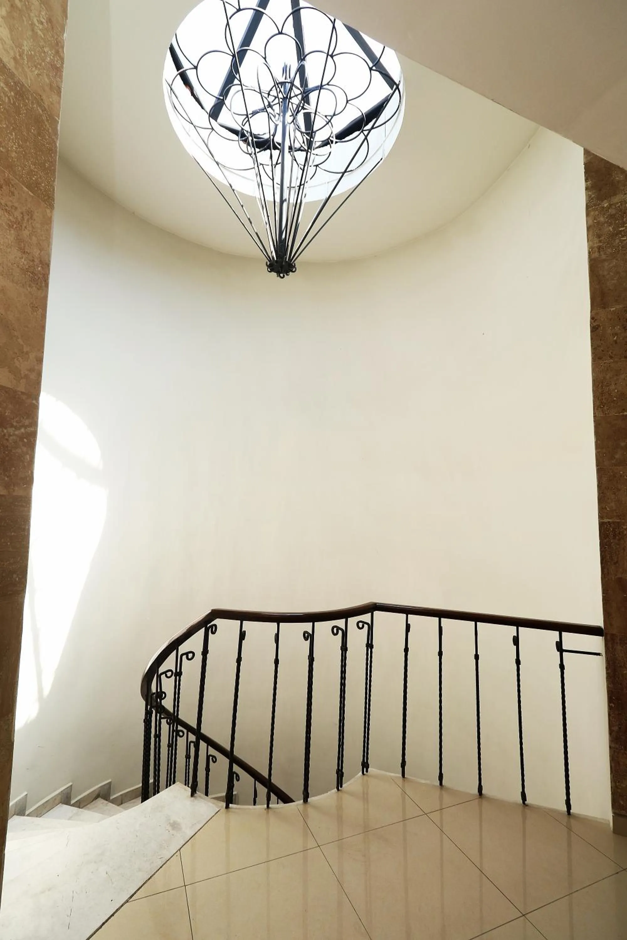 Property building in Hotel Tigran Mets Yerevan