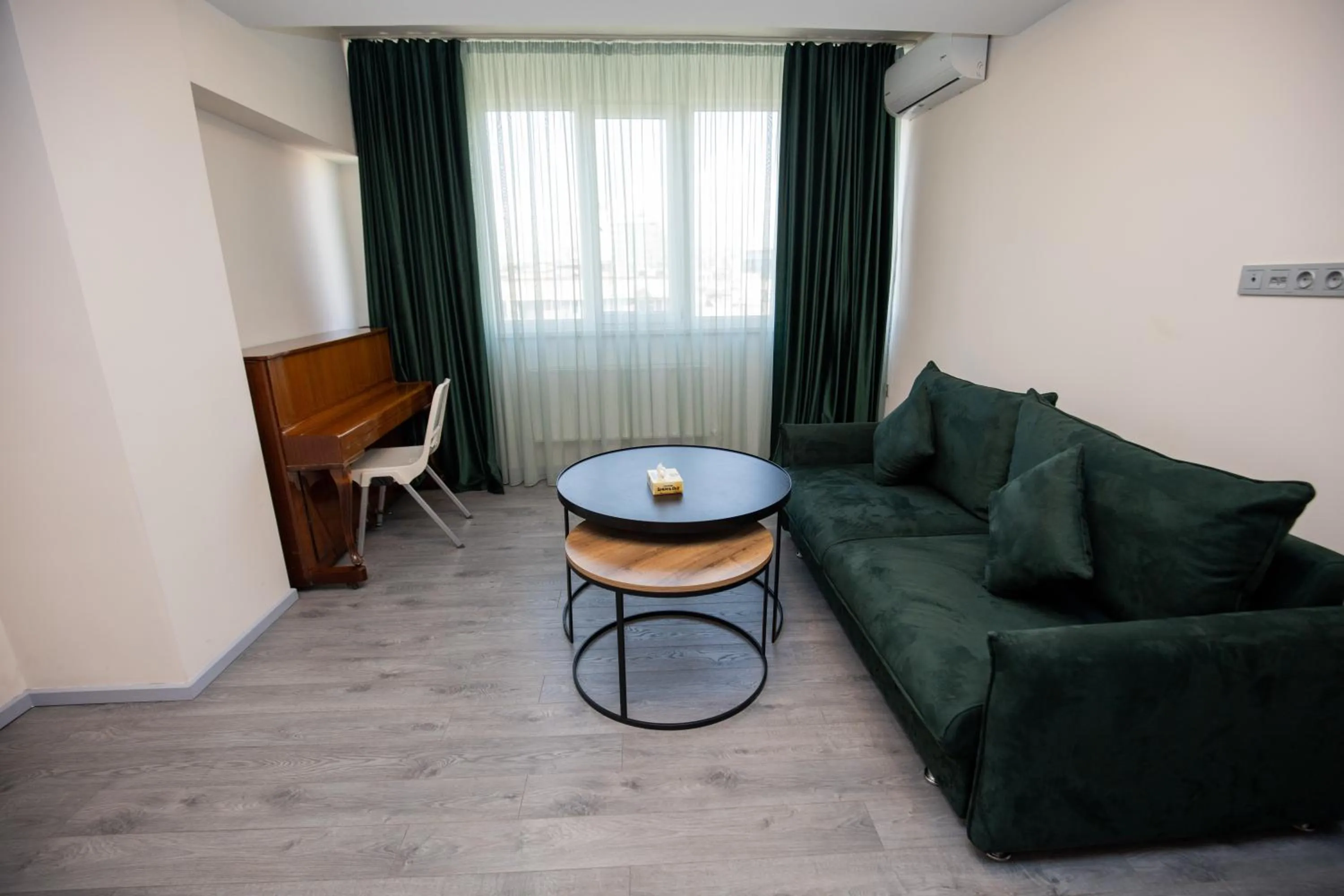 Living room in Hotel Tigran Mets Yerevan