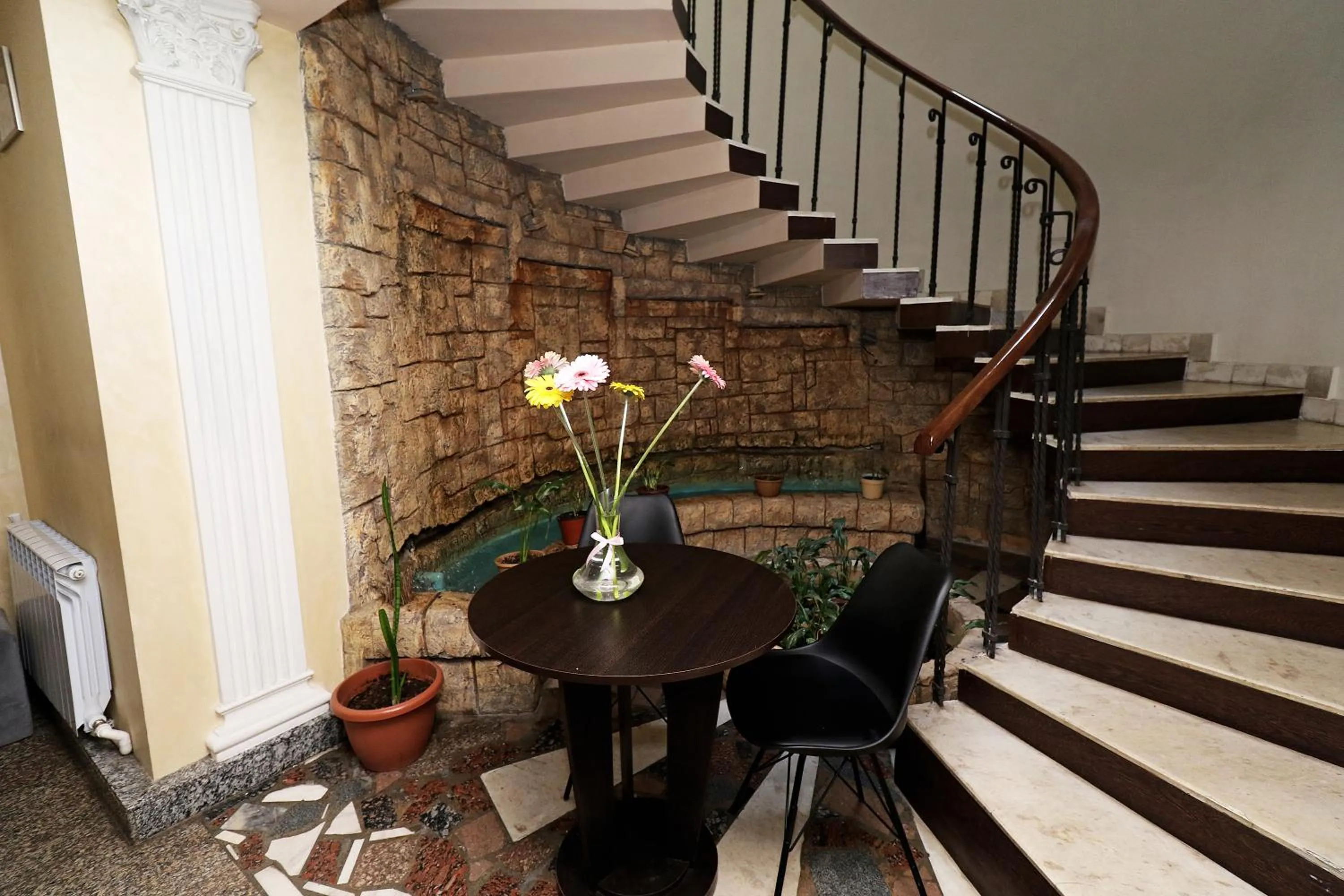 Living room in Hotel Tigran Mets Yerevan