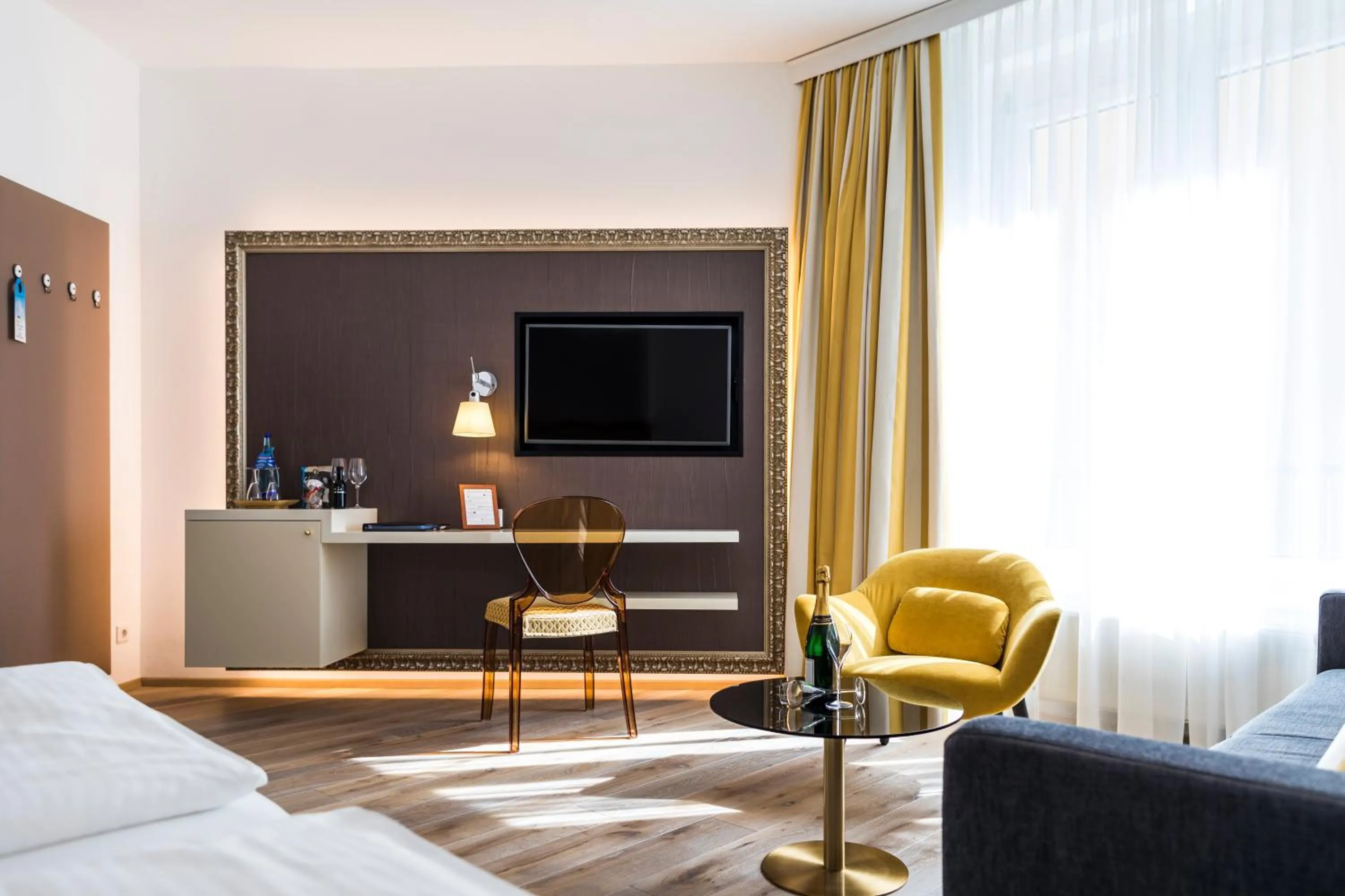 Decorative detail, Bed in GORITSCHNIGGs Hotel - Self Check-In