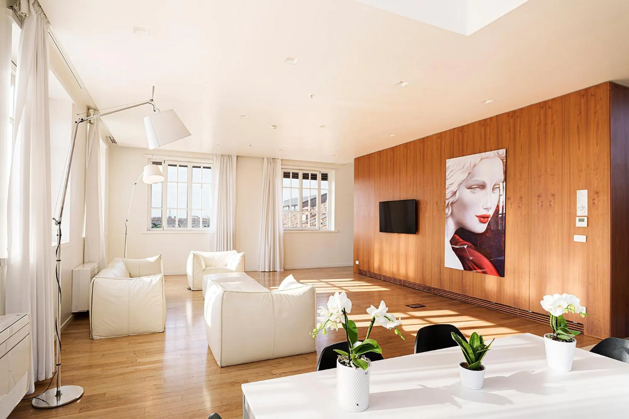 Area and facilities in Palazzo Montemartini Rome, A Radisson Collection Hotel