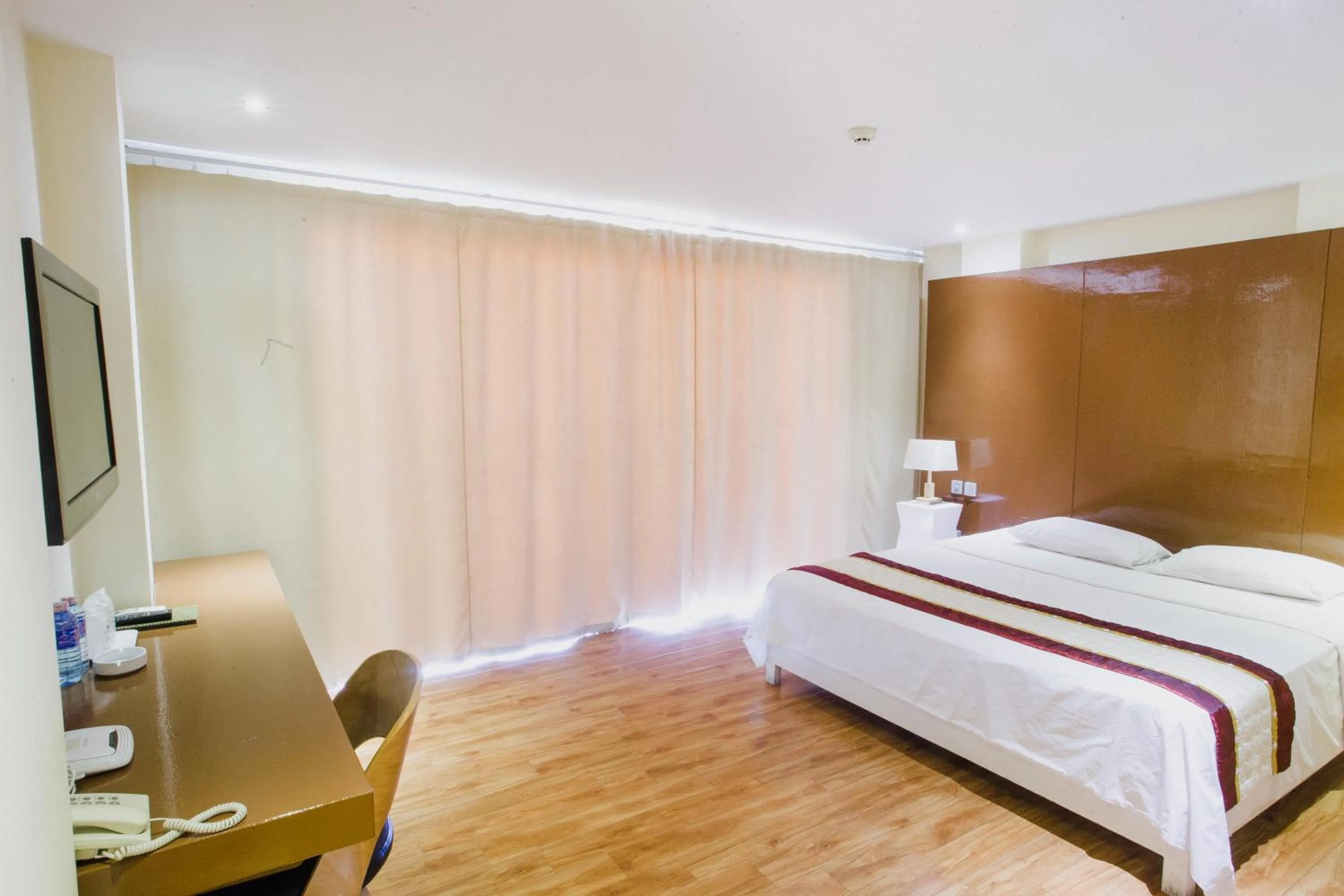 City view, Bed in Thu Do Hotel