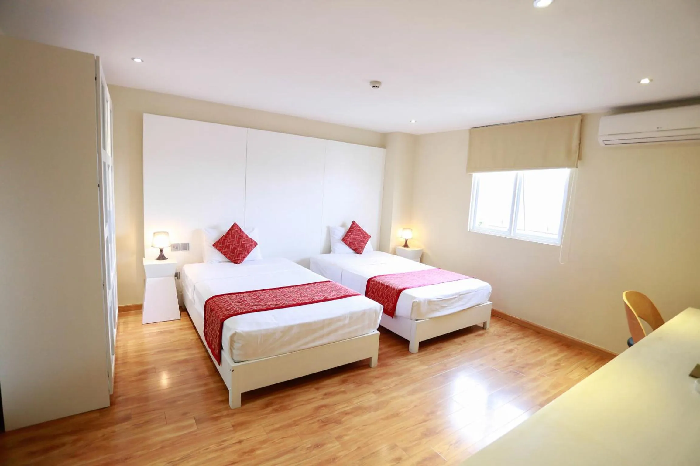 Photo of the whole room, Bed in Thu Do Hotel