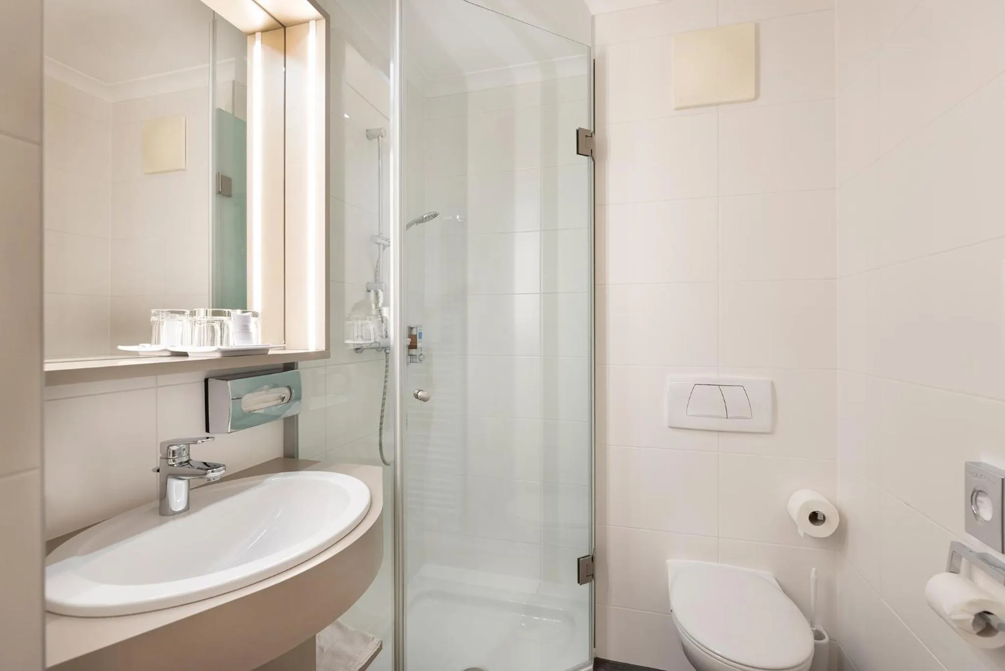 Bathroom in Vitalhotel der Parktherme - inkl Thermeneintritt & Sauna