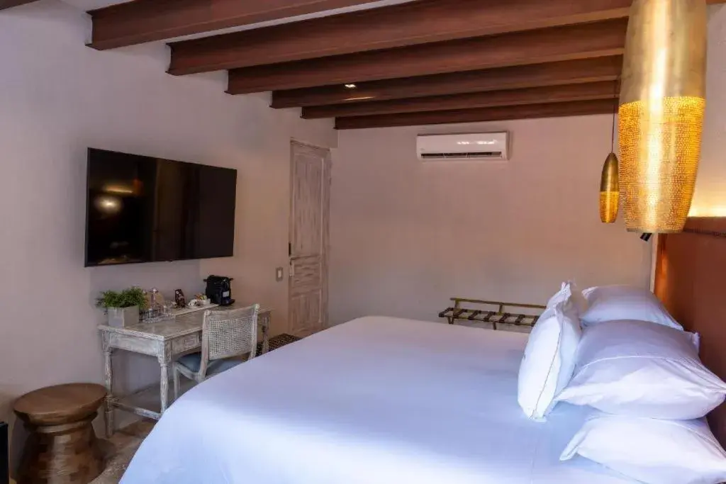 Coffee/tea facilities, Bed in Hotel Casa Don Luis by Faranda Boutique, a member of Radisson Individuals Coffee/tea facilities, Bed in Hotel Casa Don Luis by Faranda Boutique, a member of Radisson Individuals