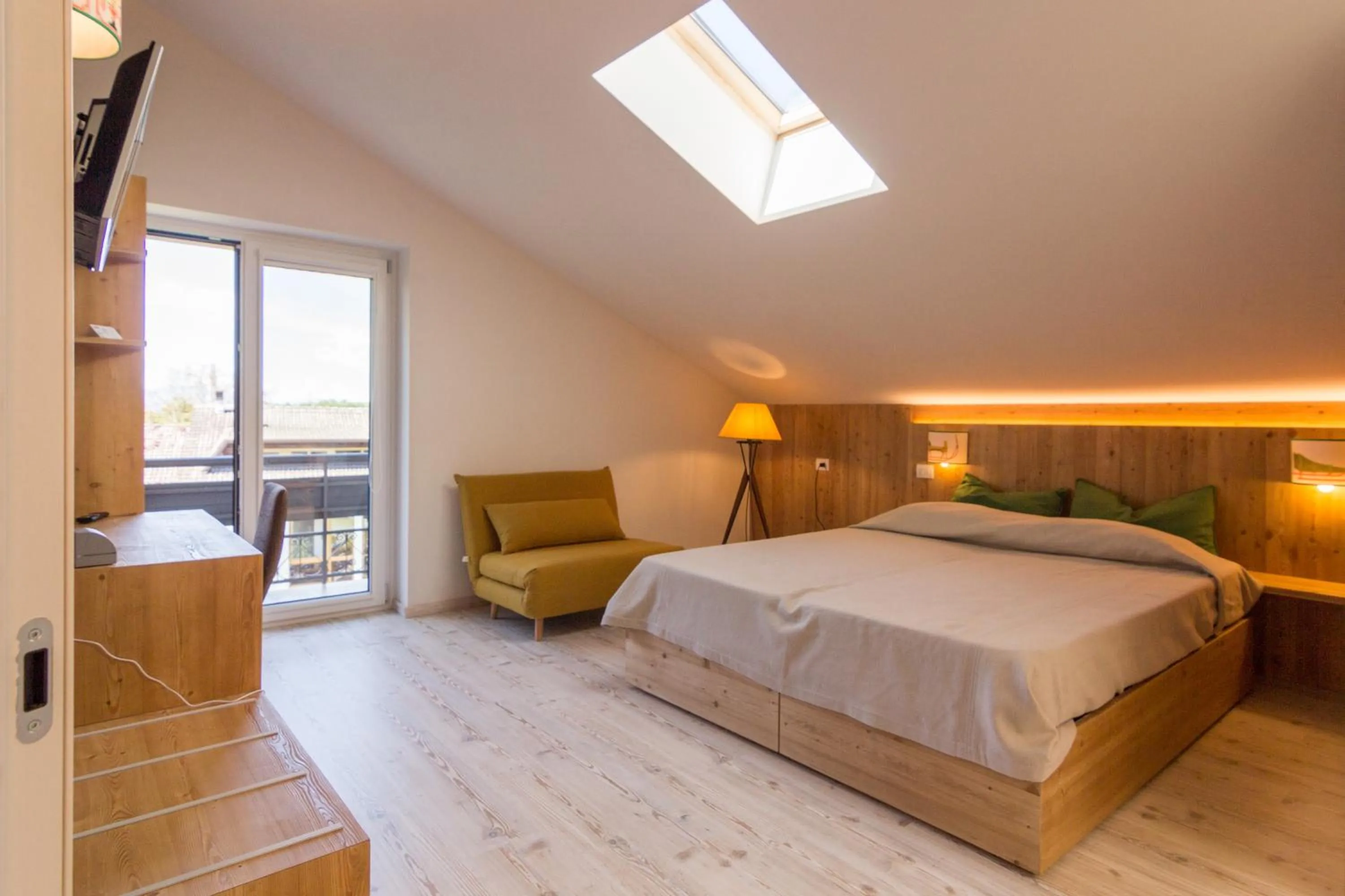 Photo of the whole room, Bed in B&B COL DE LE MOLE - DOLOMITI BELLUNESI