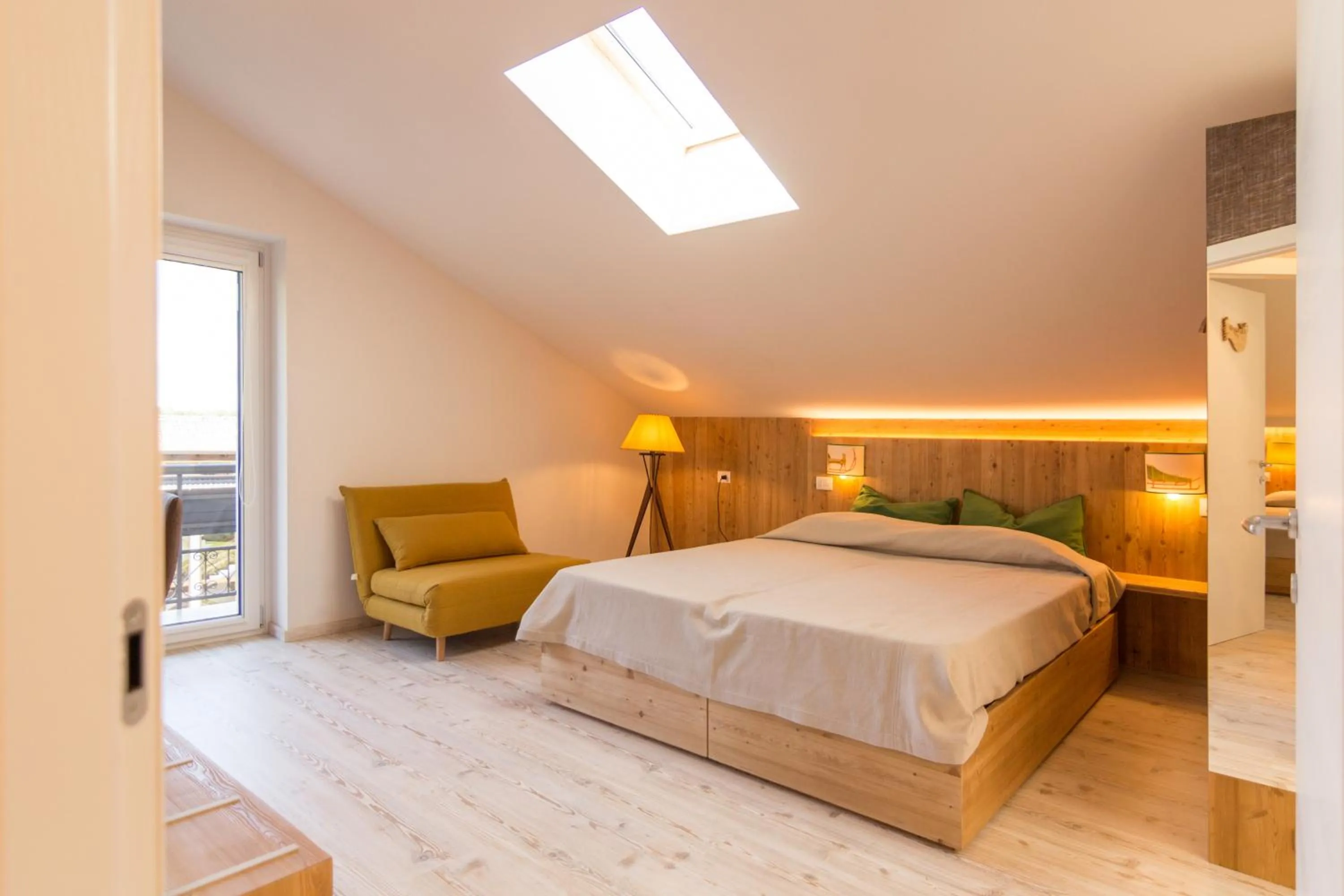 Bedroom, Bed in B&B COL DE LE MOLE - DOLOMITI BELLUNESI