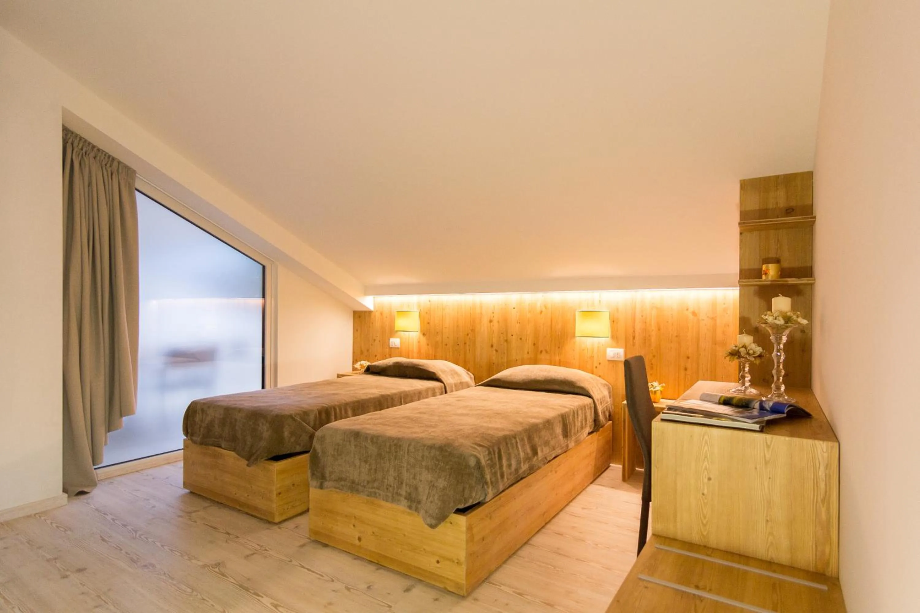 Photo of the whole room, Bed in B&B COL DE LE MOLE - DOLOMITI BELLUNESI