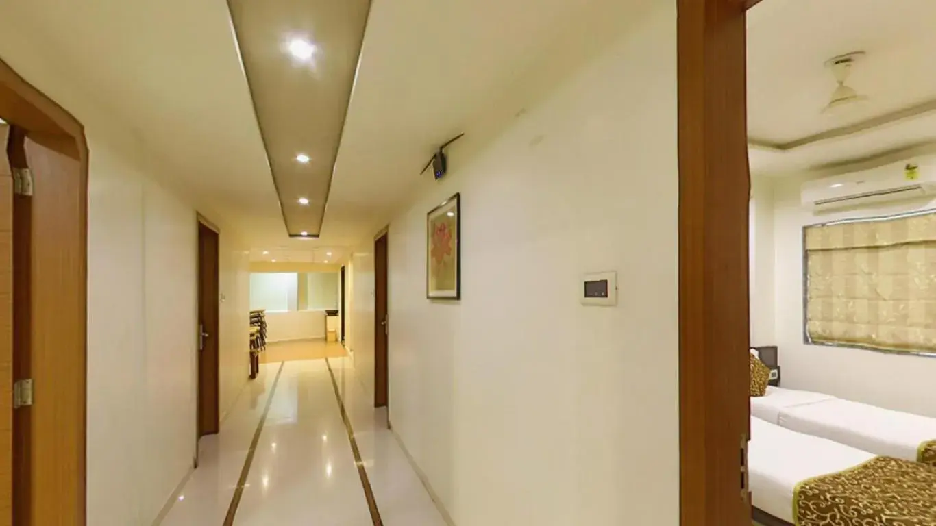 Lobby or reception, Bed in Hotel Jyoti Lobby or reception, Bed in Hotel Jyoti