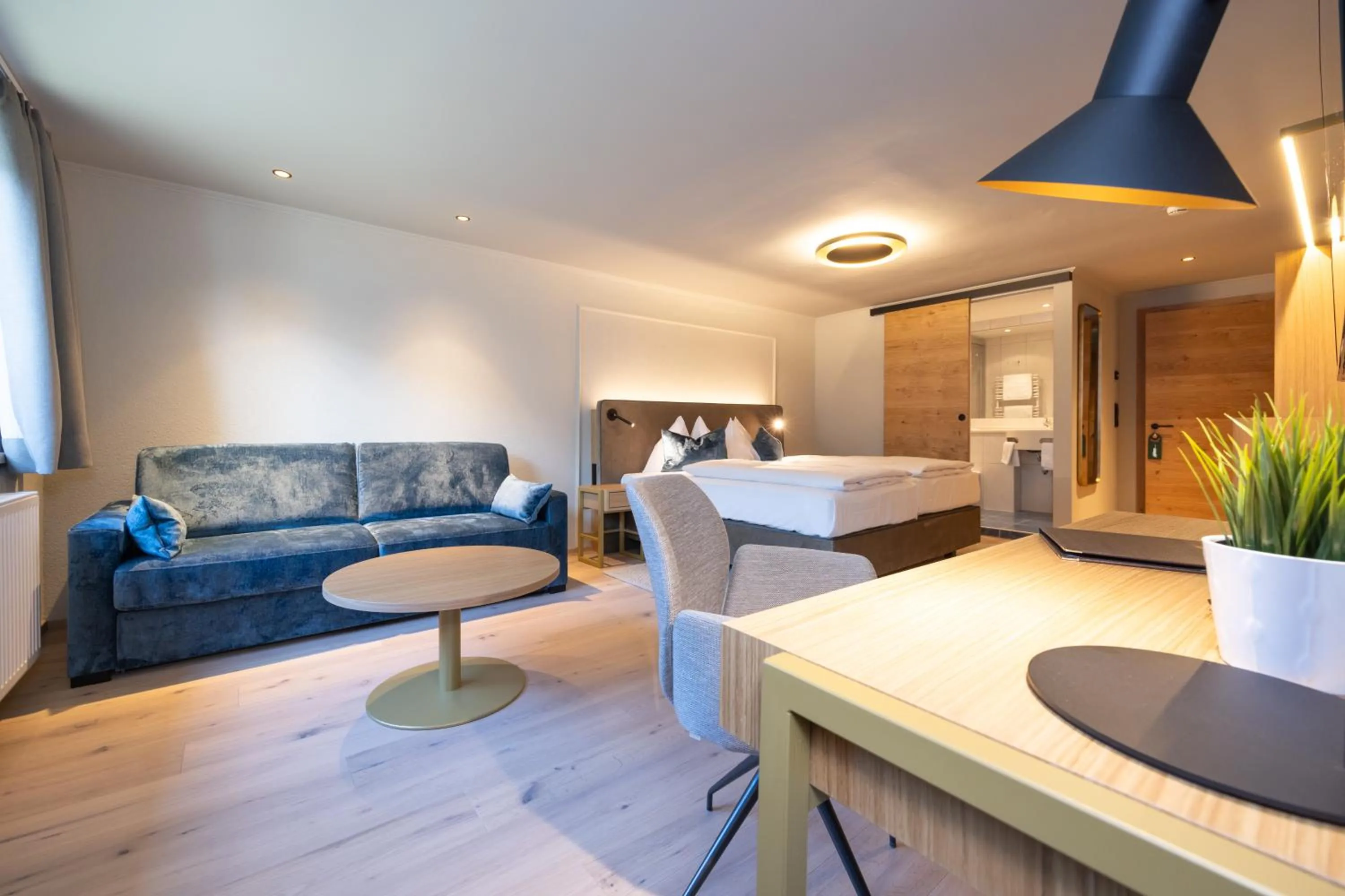 Seating area in Hotel Zum Mohren