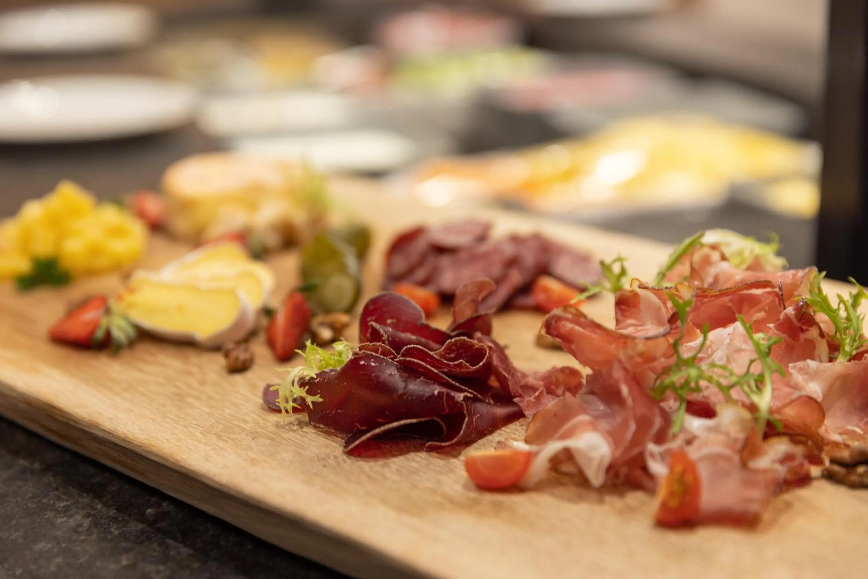 Buffet breakfast in Hotel Zum Mohren