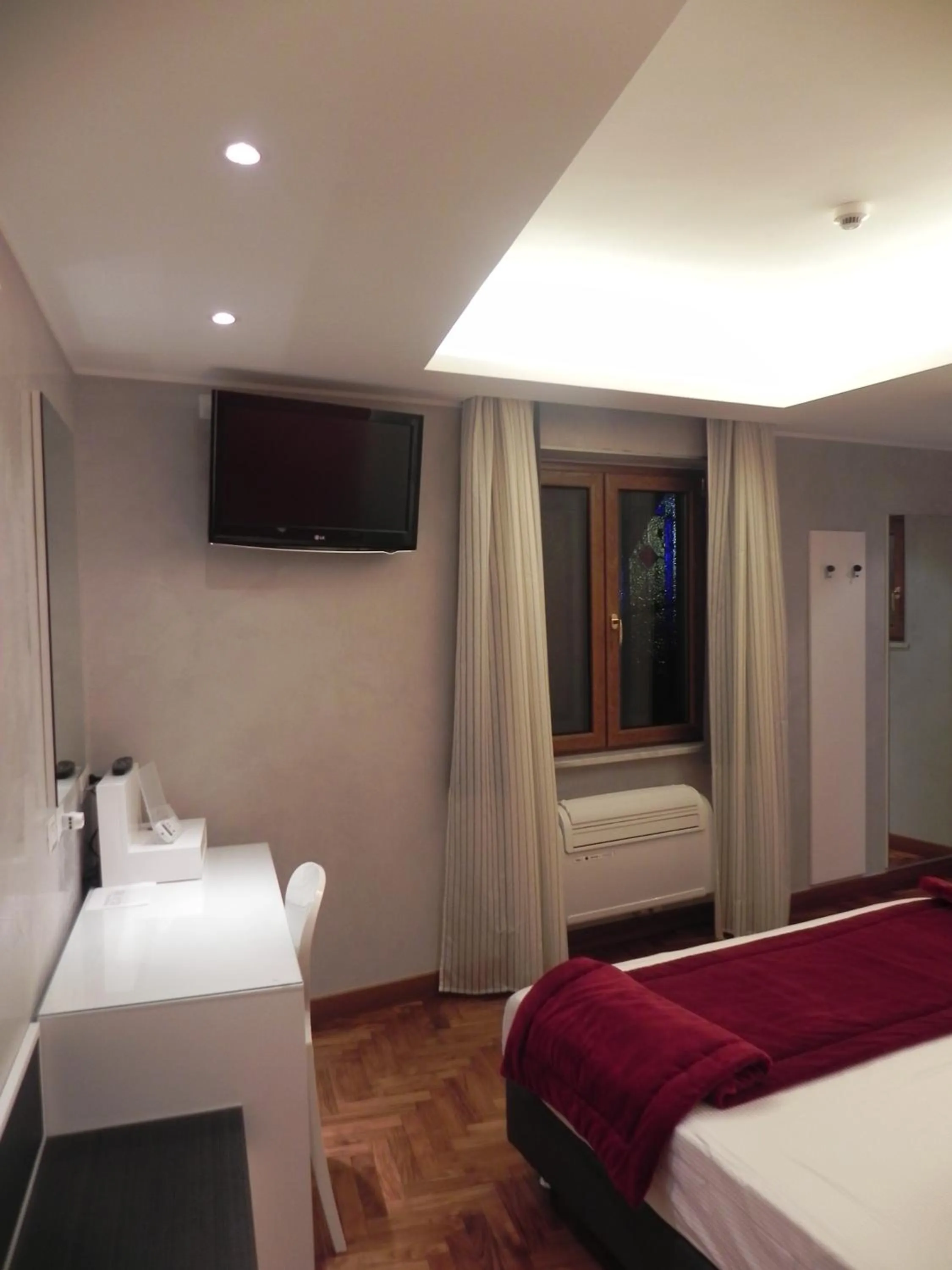 Decorative detail, Bed in Gente di Notte