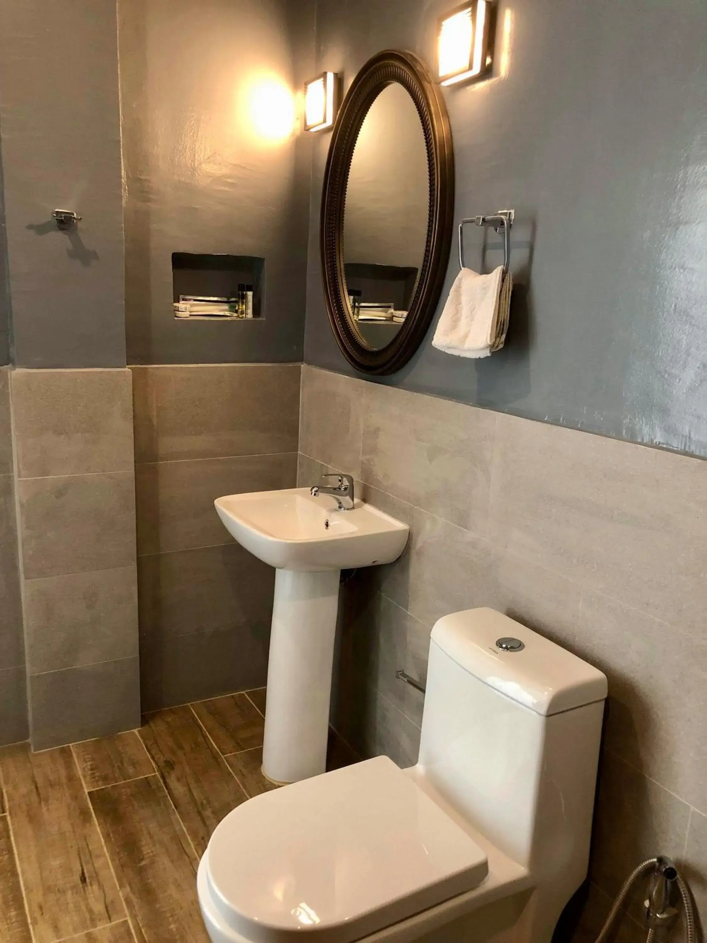 PAYAG SUITES PAYAG SUITES