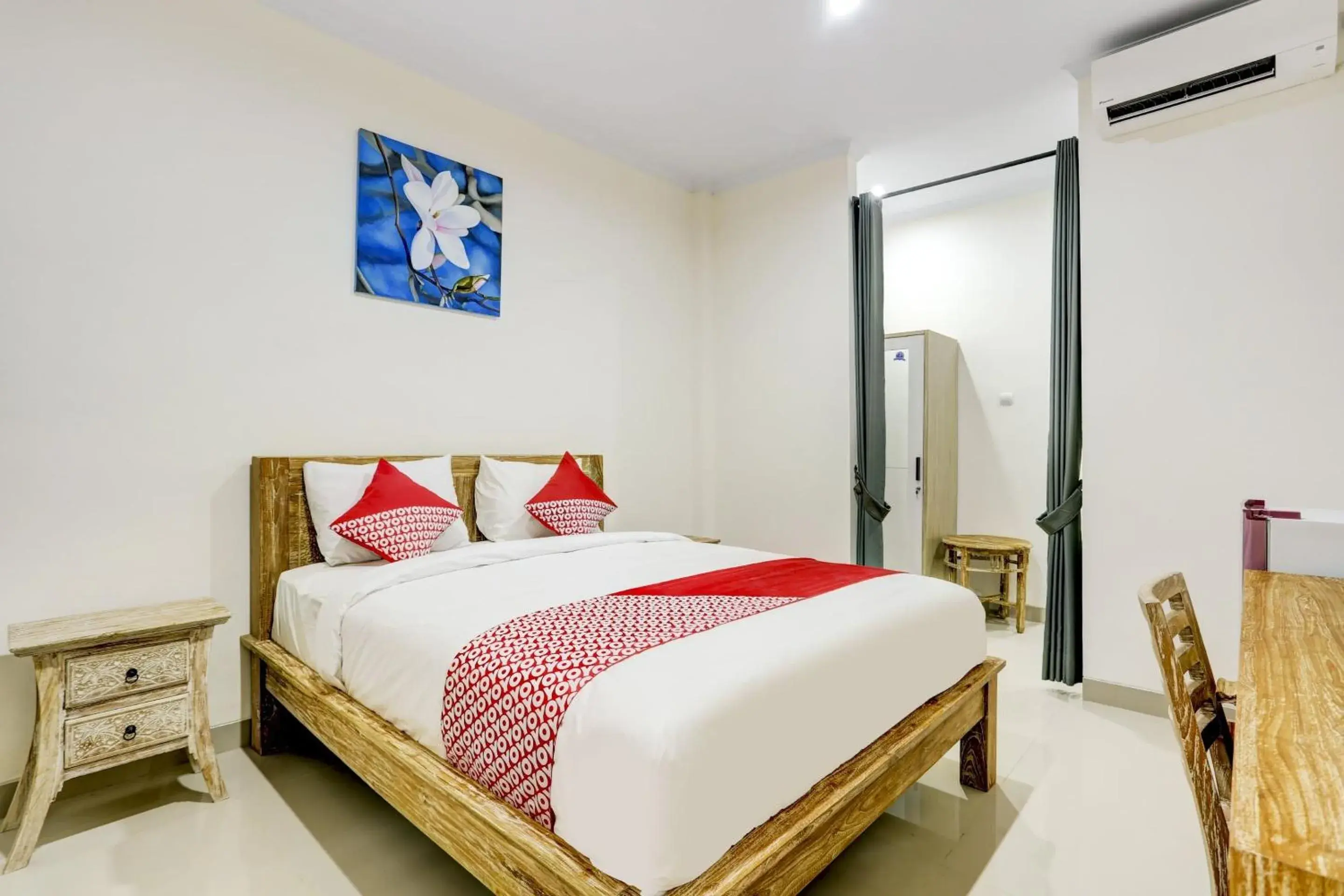 Deluxe Double Room in Hotel O March 67 Stay Deluxe Double Room in Hotel O March 67 Stay