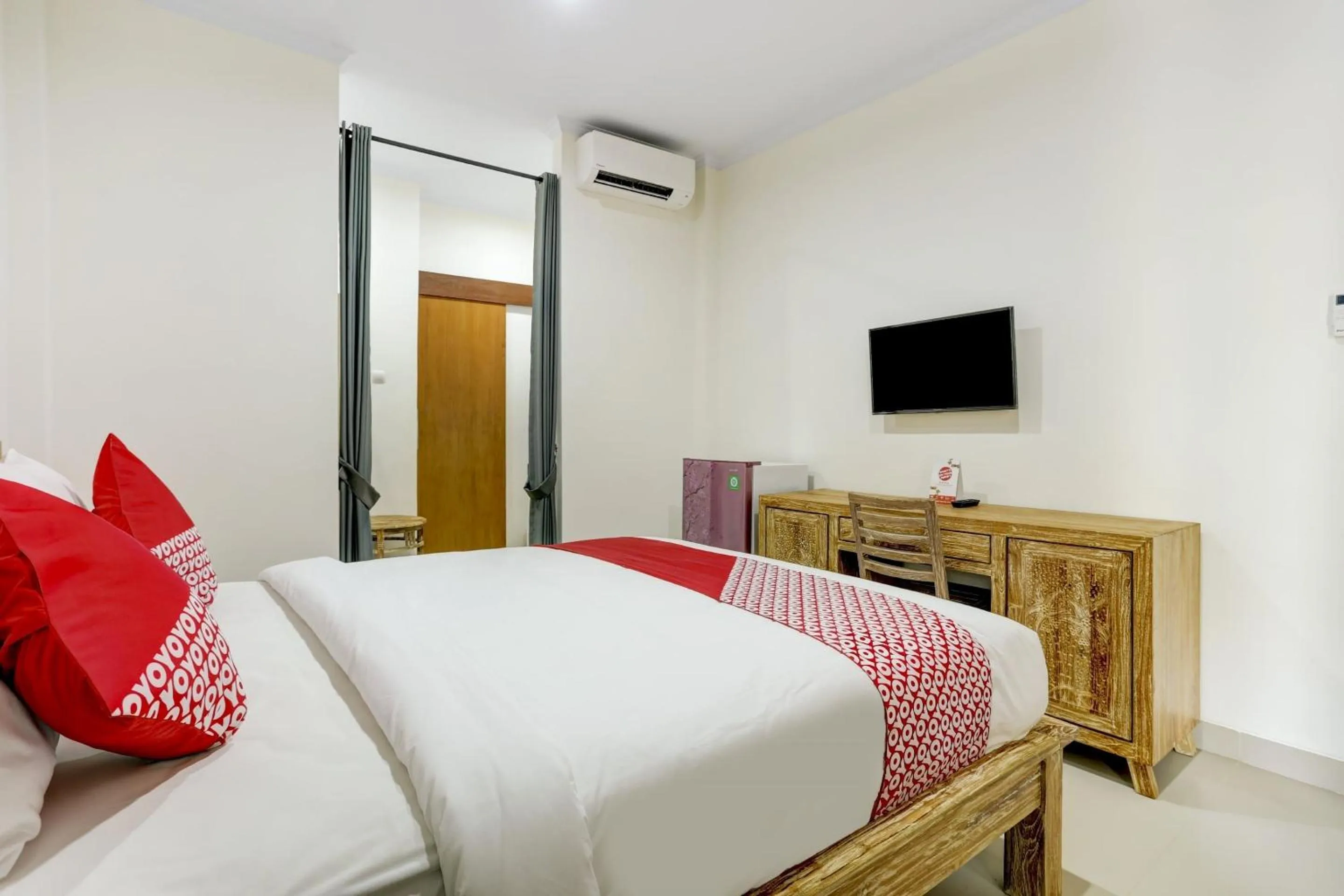 Bedroom, Bed in Hotel O March 67 Stay