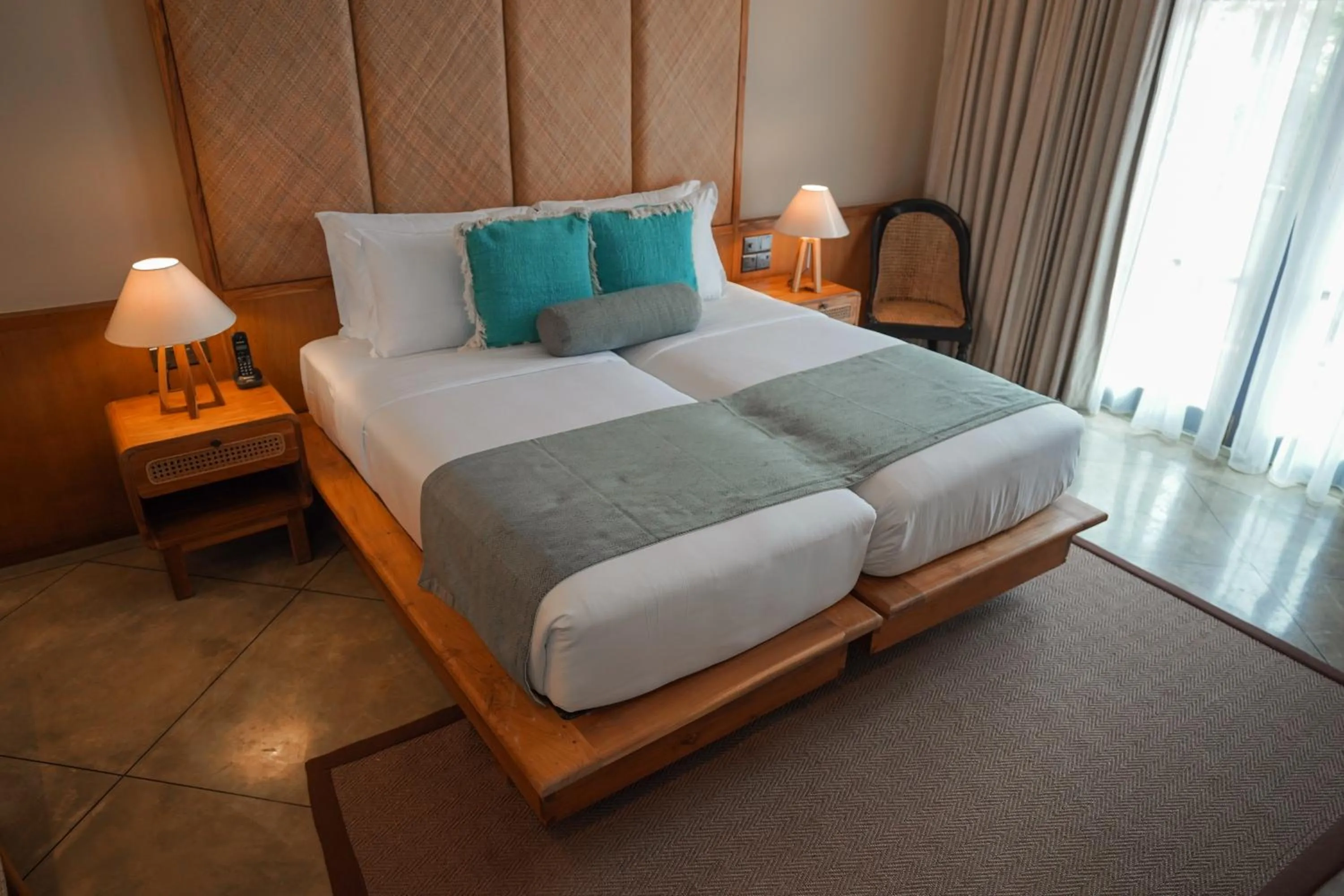 Bedroom, Bed in The Merchant