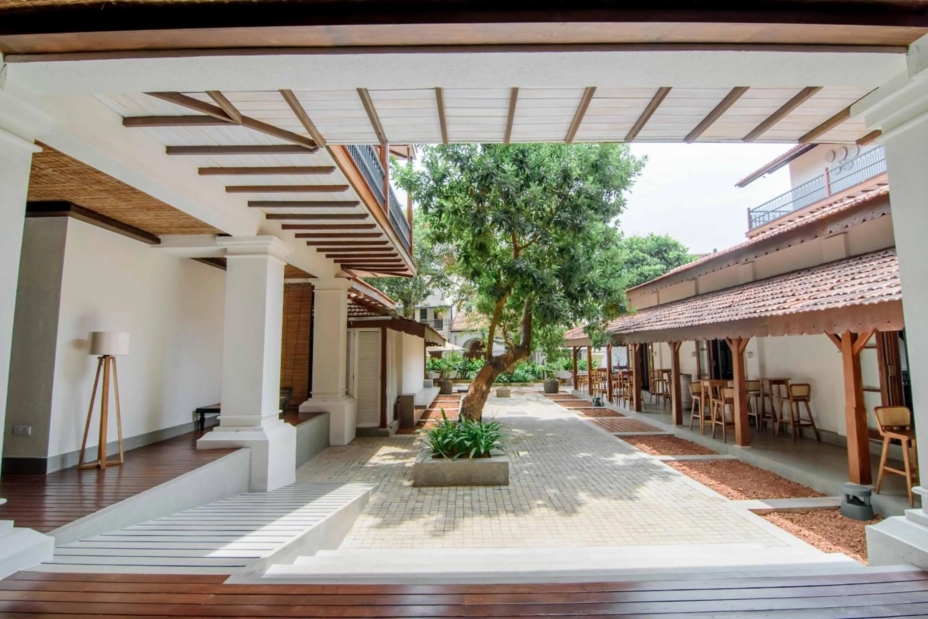 Inner courtyard view in The Merchant