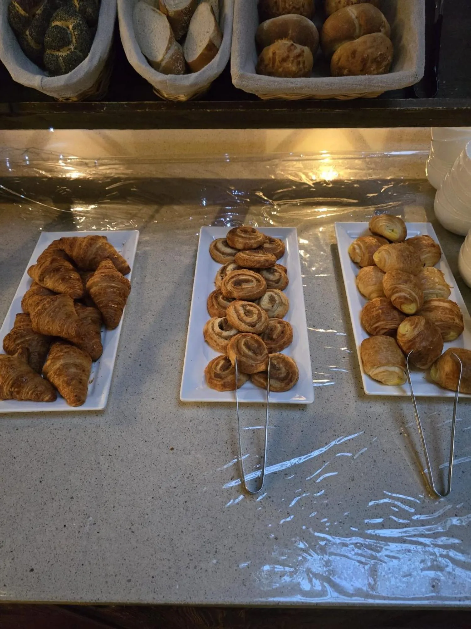 Buffet breakfast in Hotel Enziana Wien