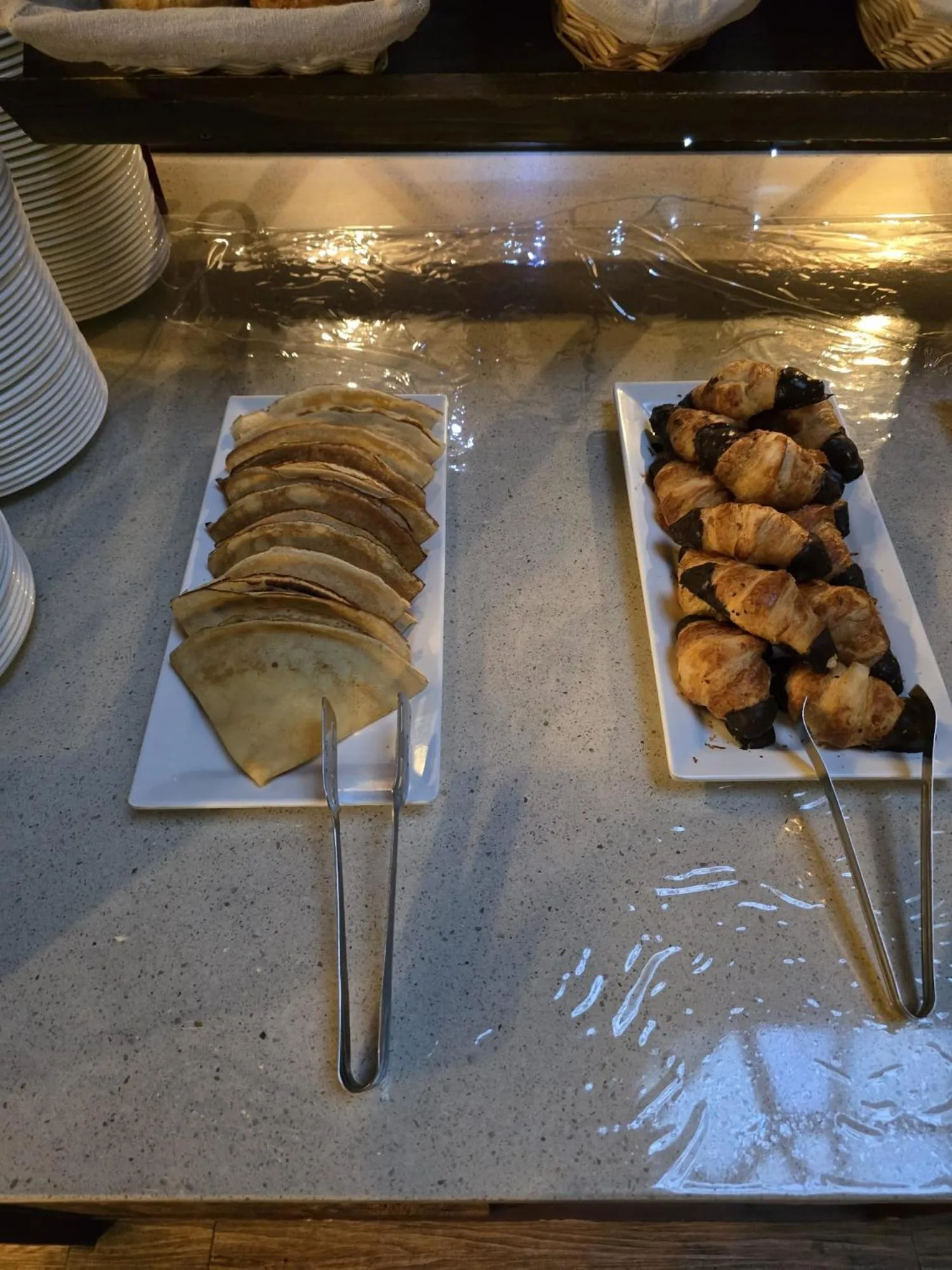 Buffet breakfast in Hotel Enziana Wien