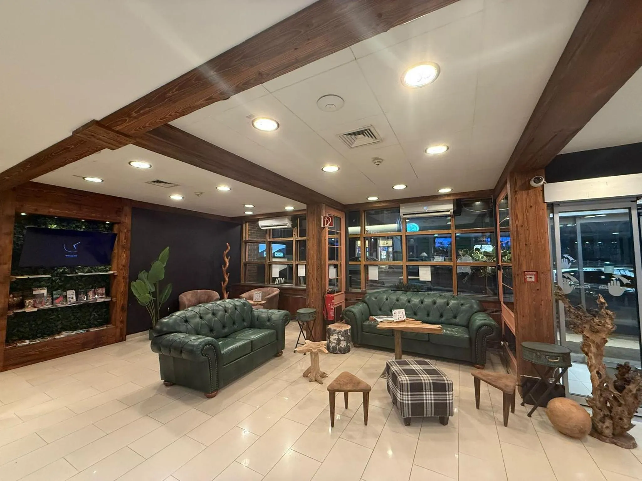 Seating area in Hotel Enziana Wien