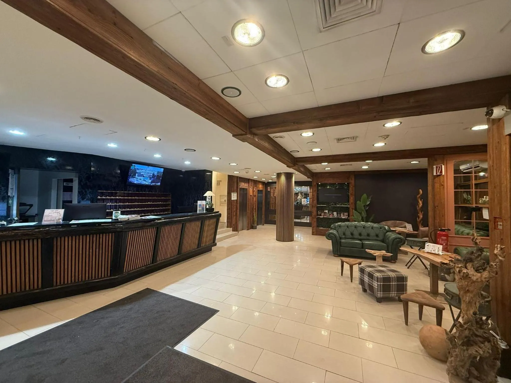 Lobby or reception in Hotel Enziana Wien