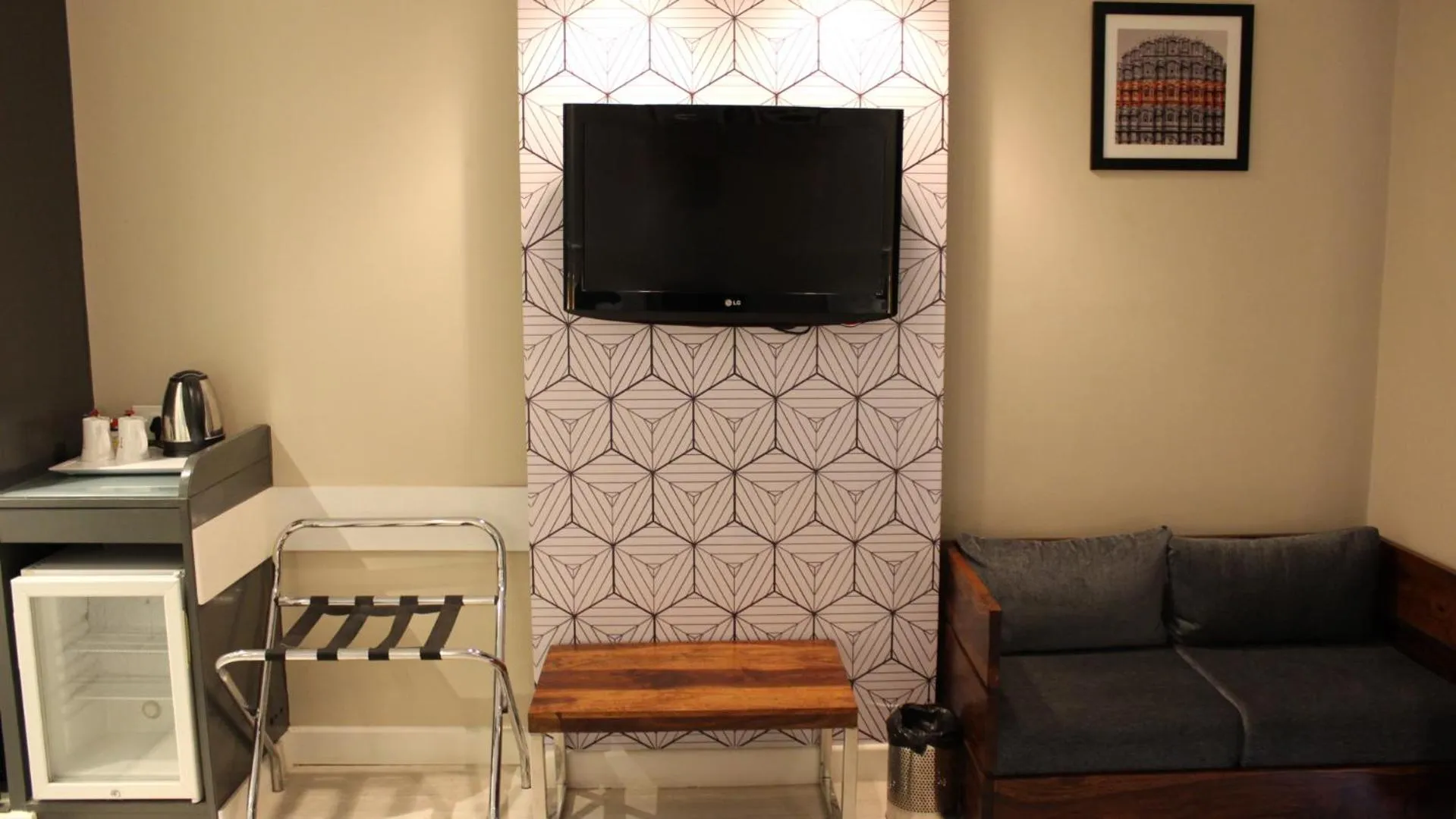 TV and multimedia in Regenta Inn Jaipur, Adarsh Nagar