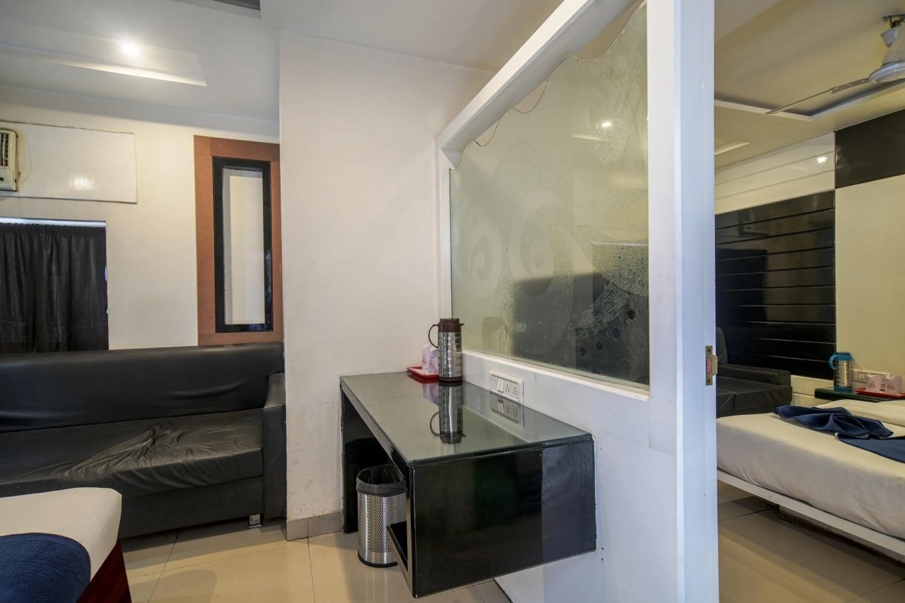 Bed in Hotel Satyug Inn