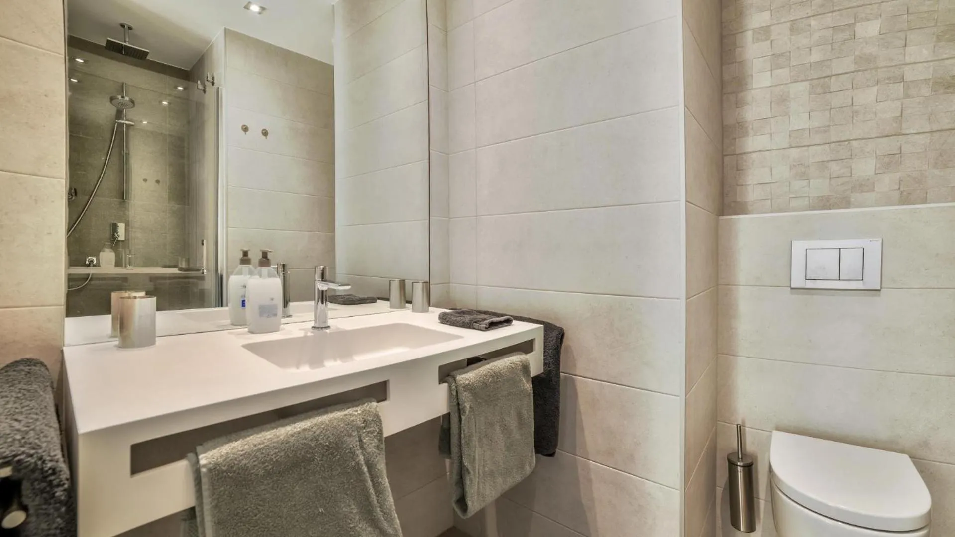 Bathroom in Graham Holiday Rentals - Moraira Breeze