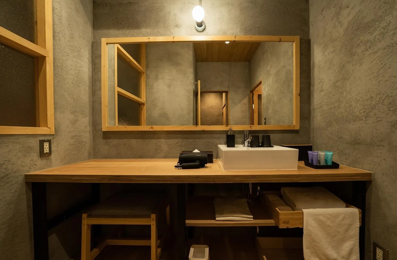 Bathroom in Yoichi LOOP