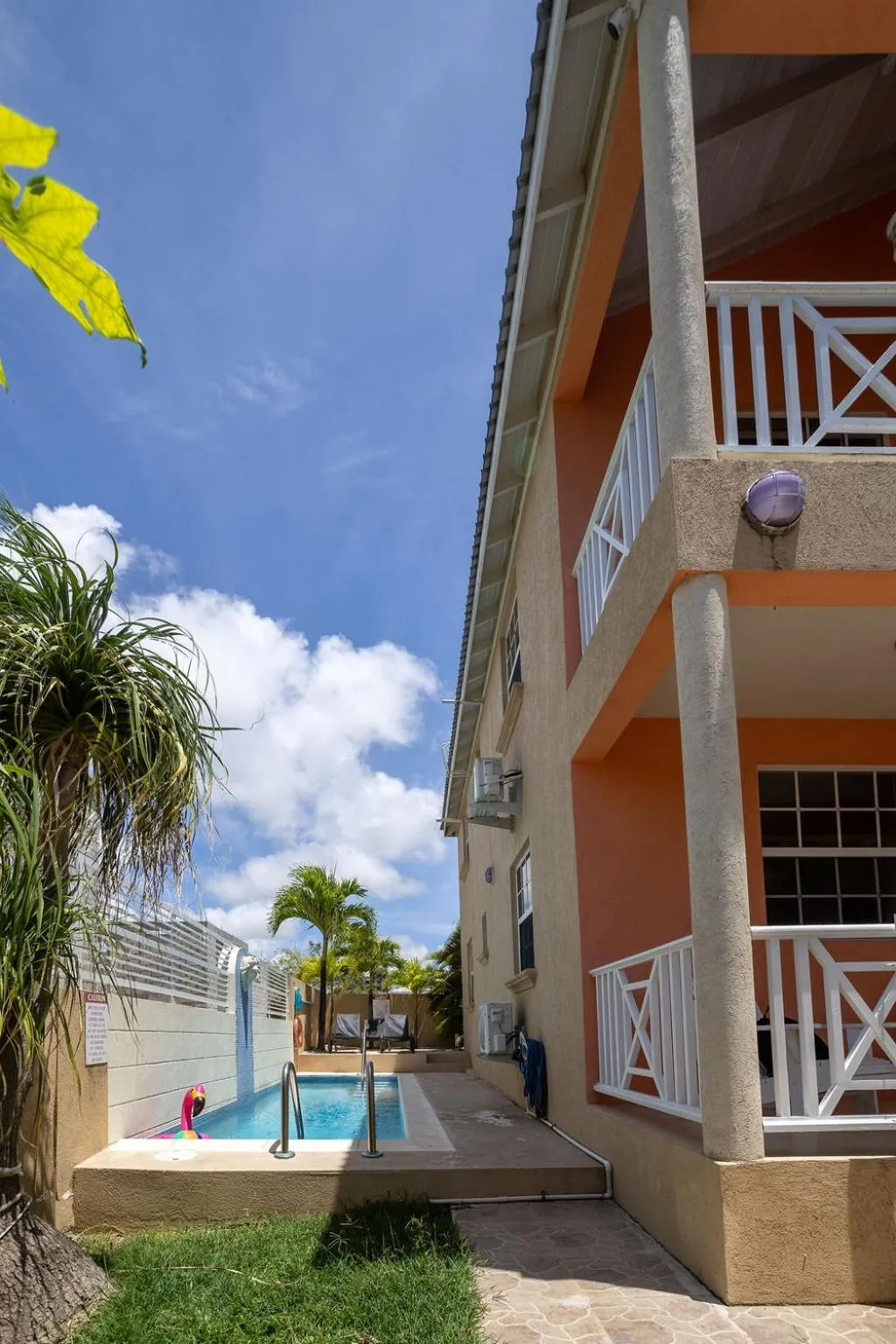 Swimming pool in Best E Villas Providence Ch Ch