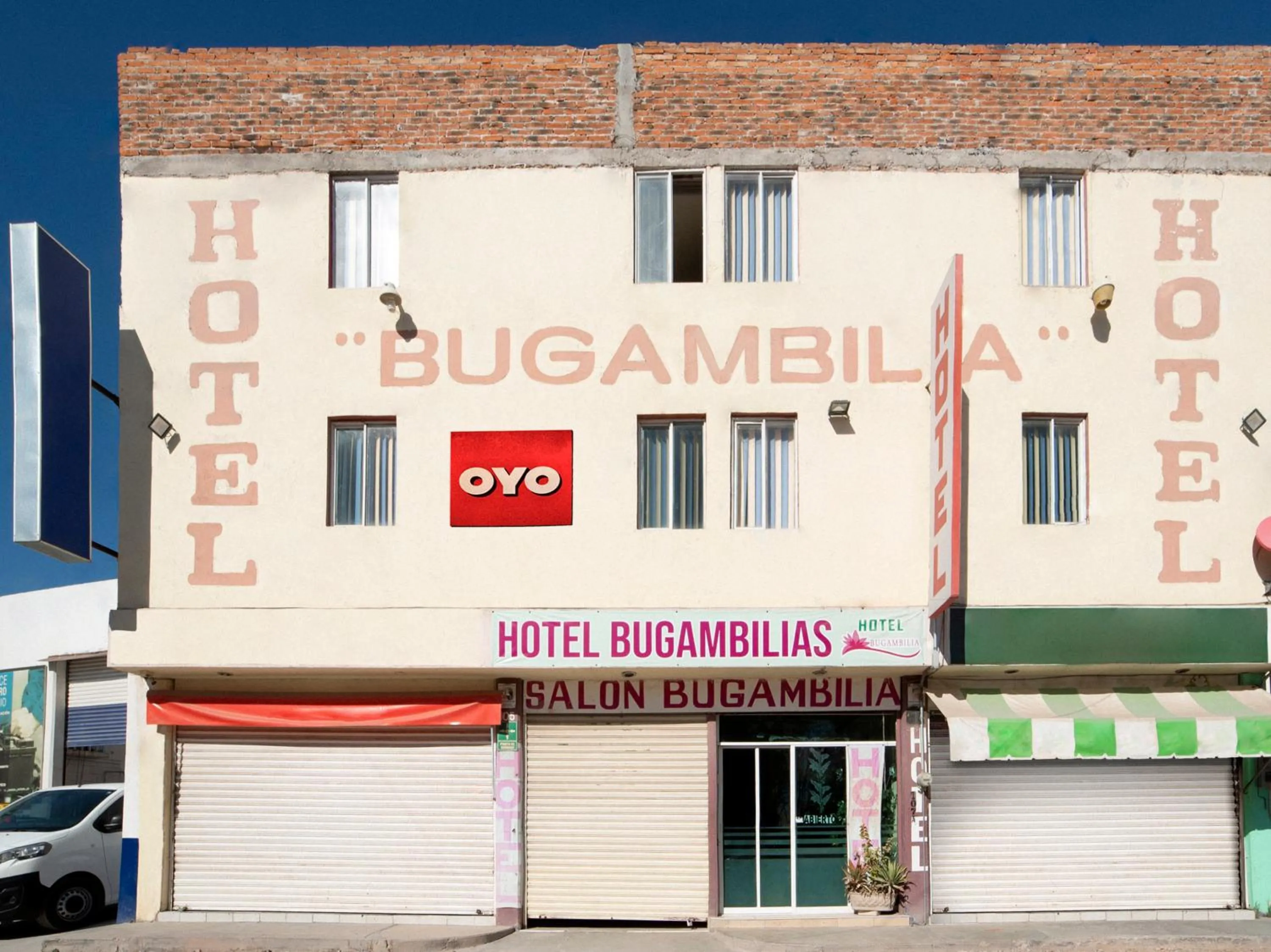 Property building in OYO Hotel Bugambilia, San Luis Potosí