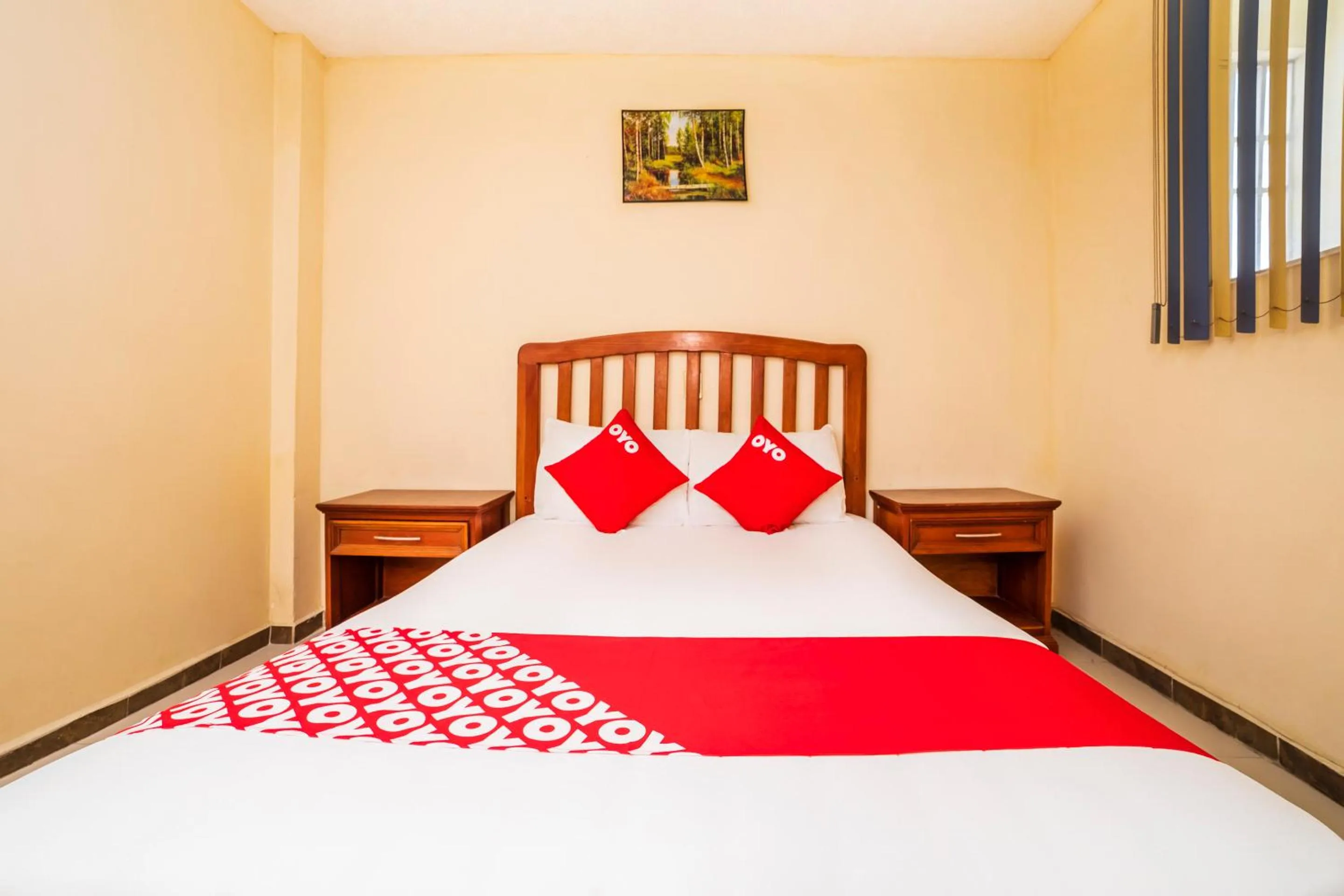 Bedroom, Bed in OYO Hotel Bugambilia, San Luis Potosí