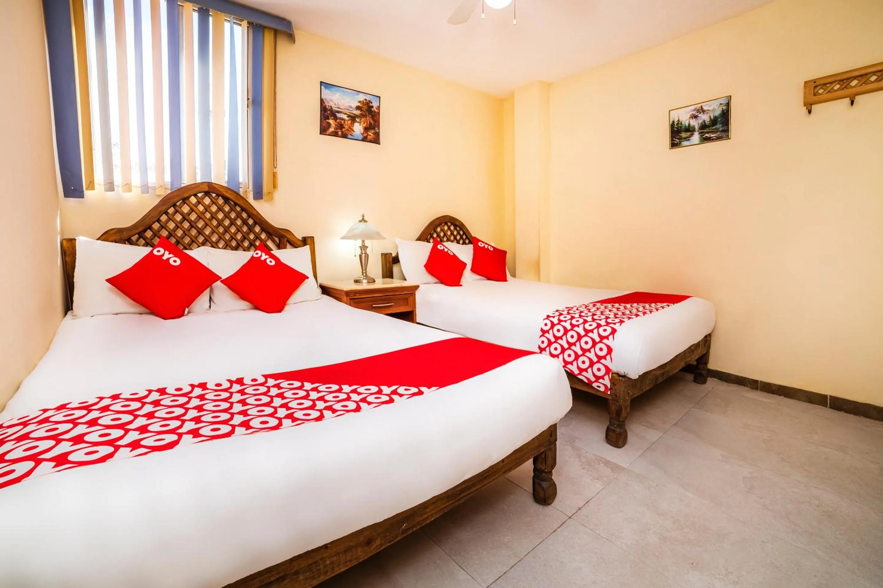 Bedroom, Bed in OYO Hotel Bugambilia, San Luis Potosí