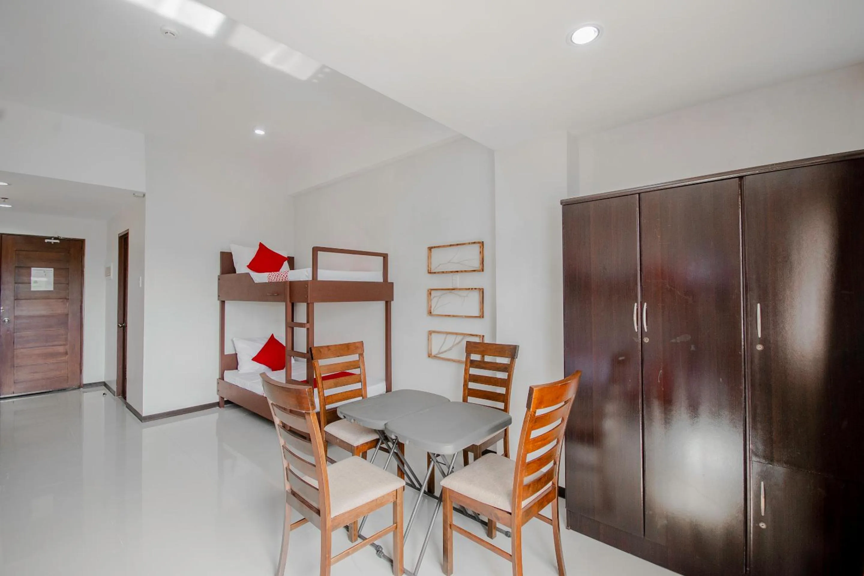 Bedroom in Cornerstone Manor Inn