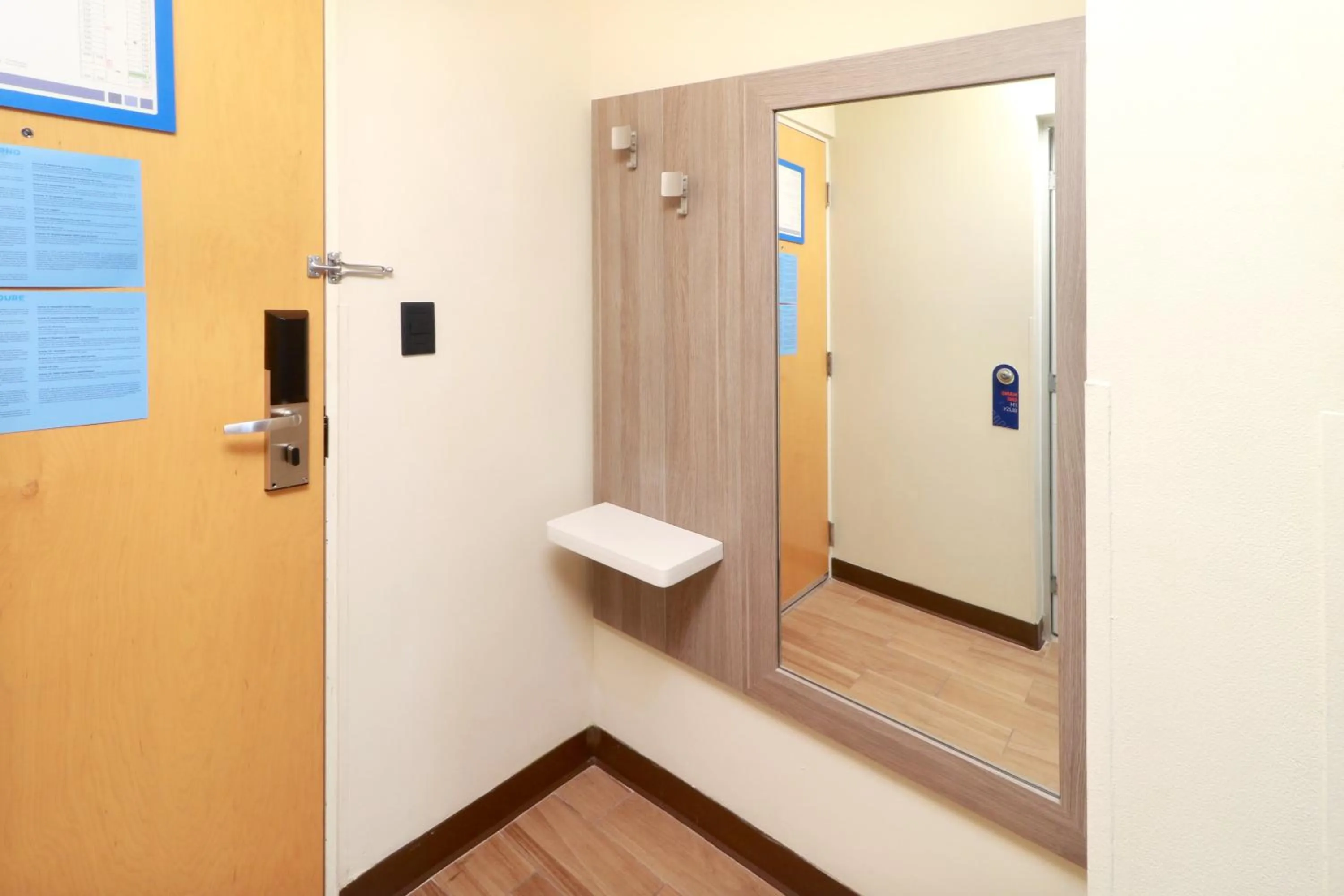 Photo of the whole room in Holiday Inn Express Piedras Negras by IHG