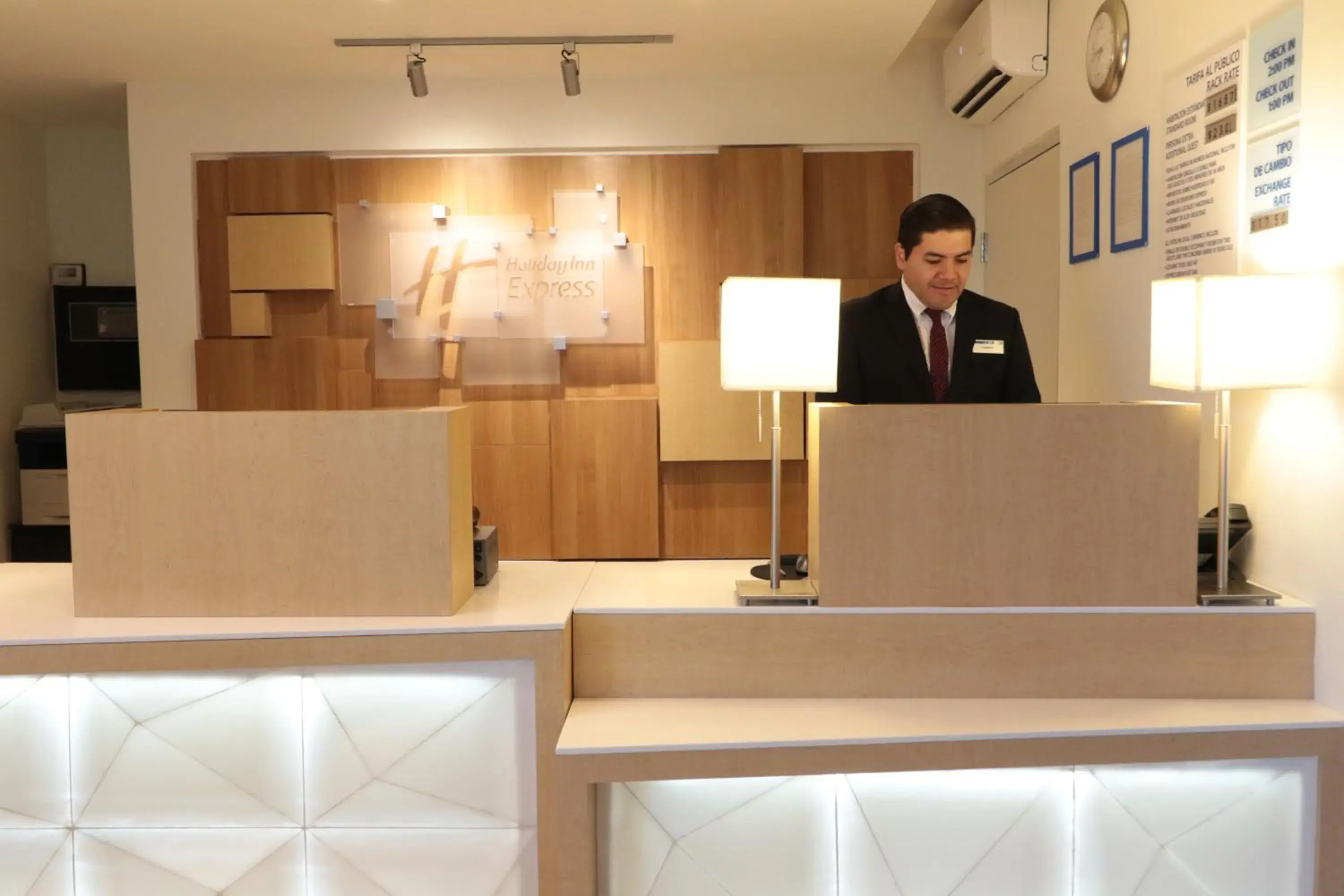 Property building in Holiday Inn Express Piedras Negras by IHG Property building in Holiday Inn Express Piedras Negras by IHG