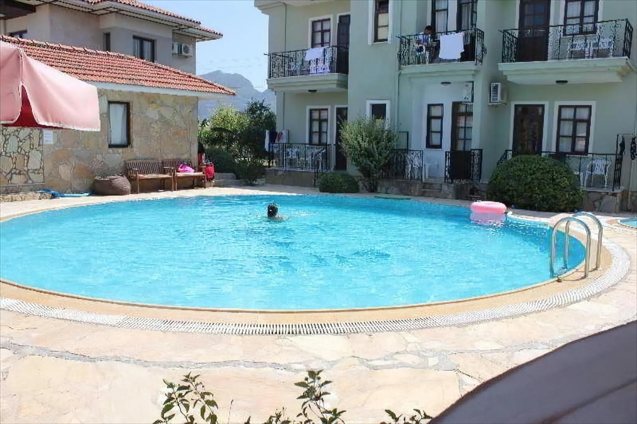 Swimming pool in Sirius star otel