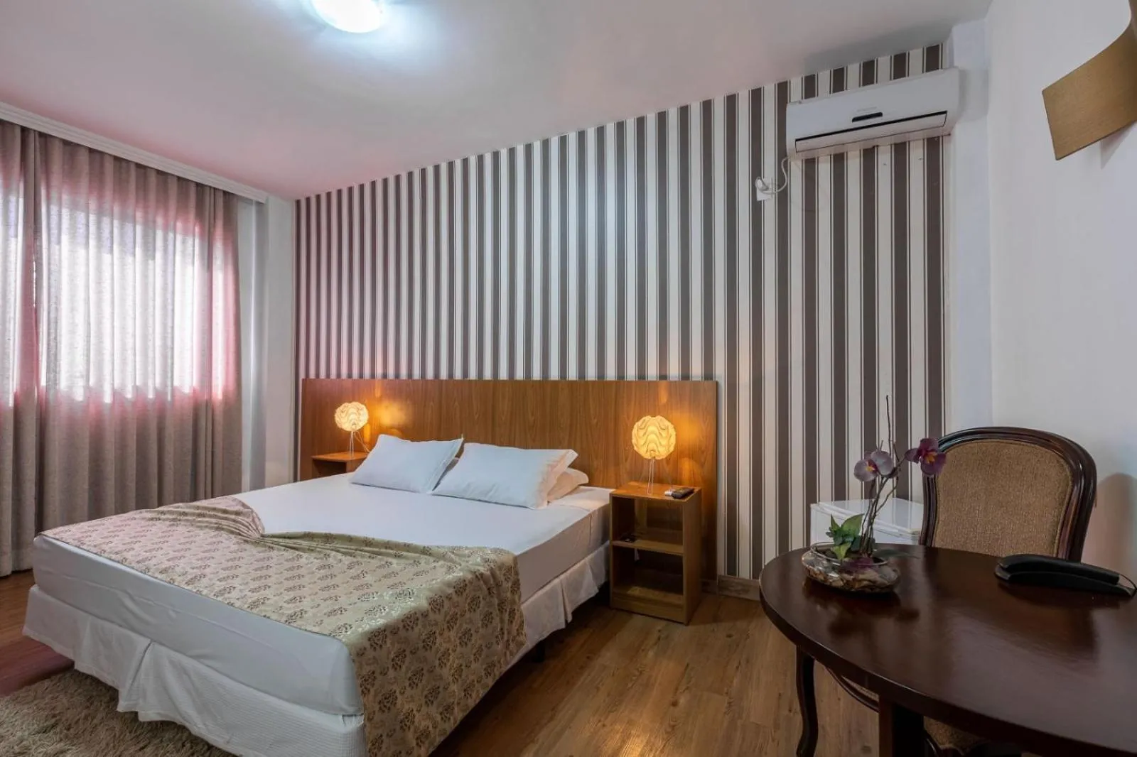 Bed in Ville de Montagne Hotel