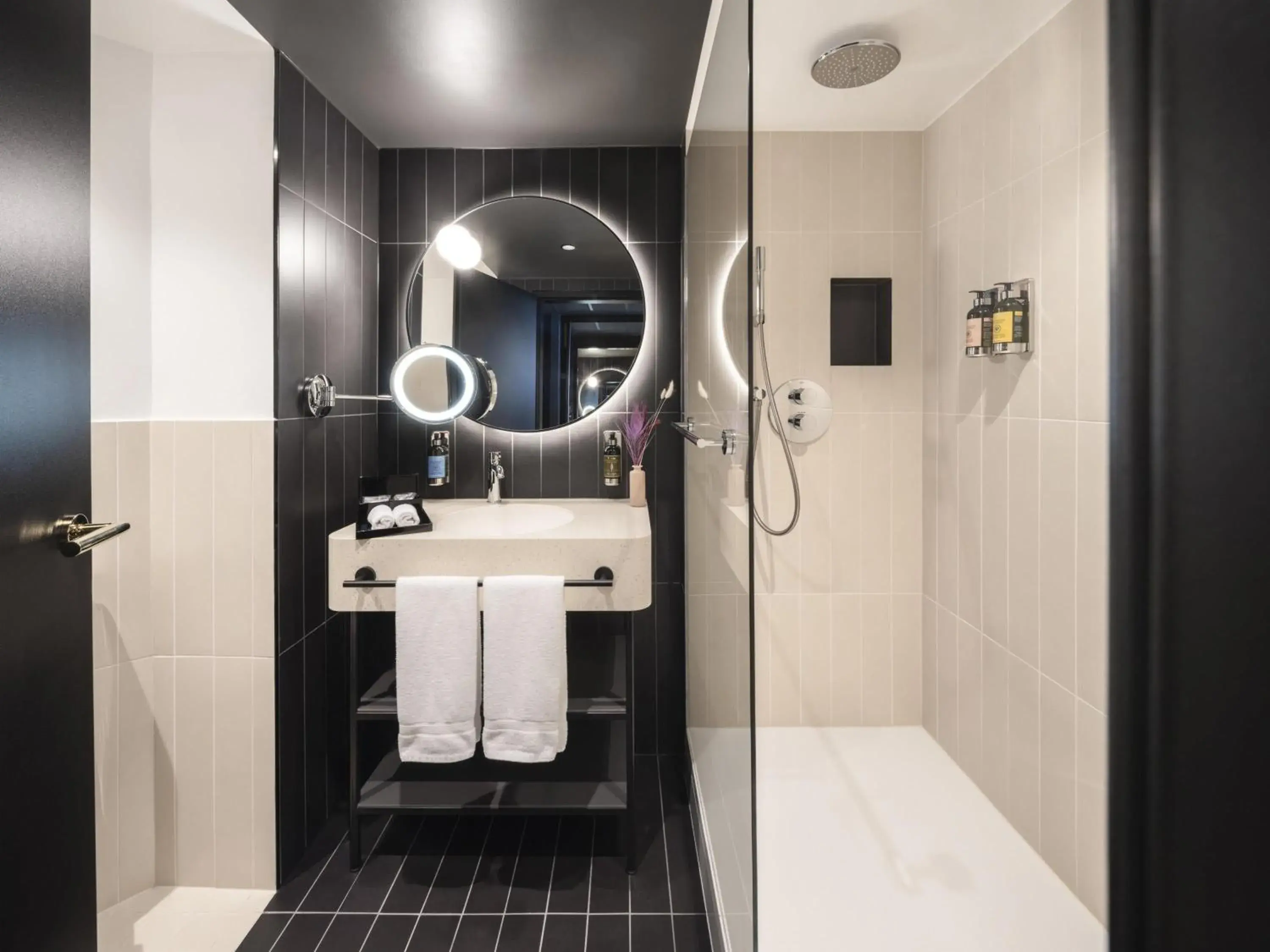 Bedroom in Hotel Am Konzerthaus - MGallery Collection Bedroom in Hotel Am Konzerthaus - MGallery Collection