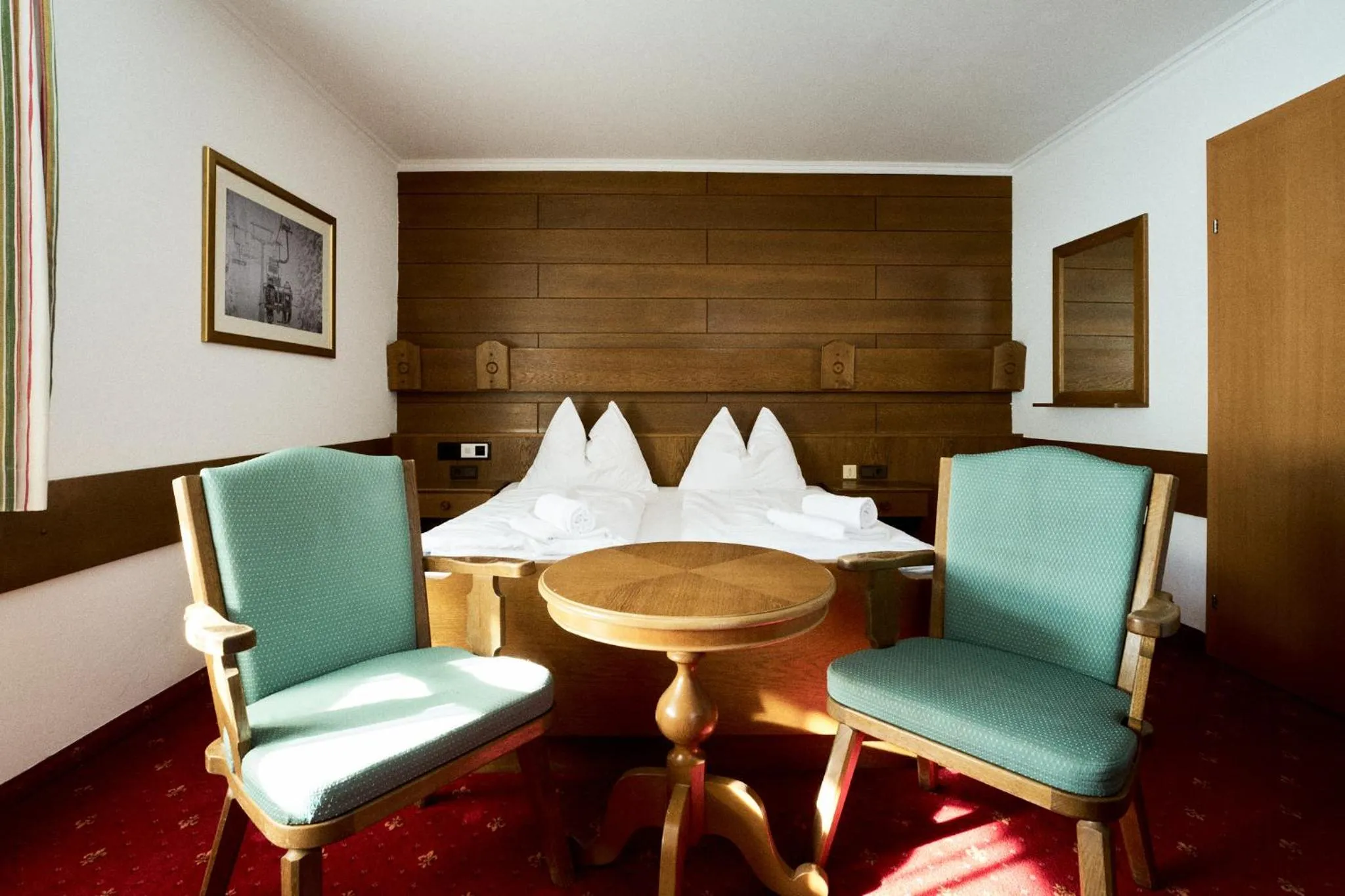 Seating area in Hotel Martini Kaprun inkluding breakfast & free parking