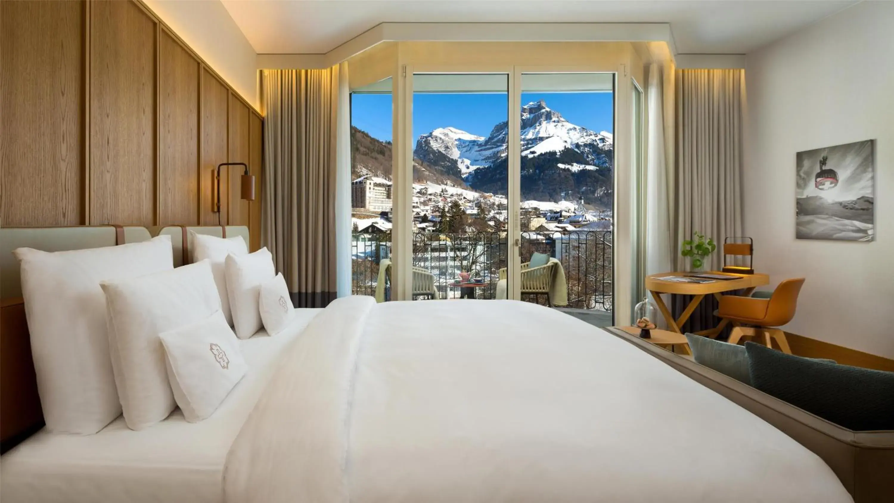 Bedroom, Bed in Kempinski Palace Engelberg Bedroom, Bed in Kempinski Palace Engelberg