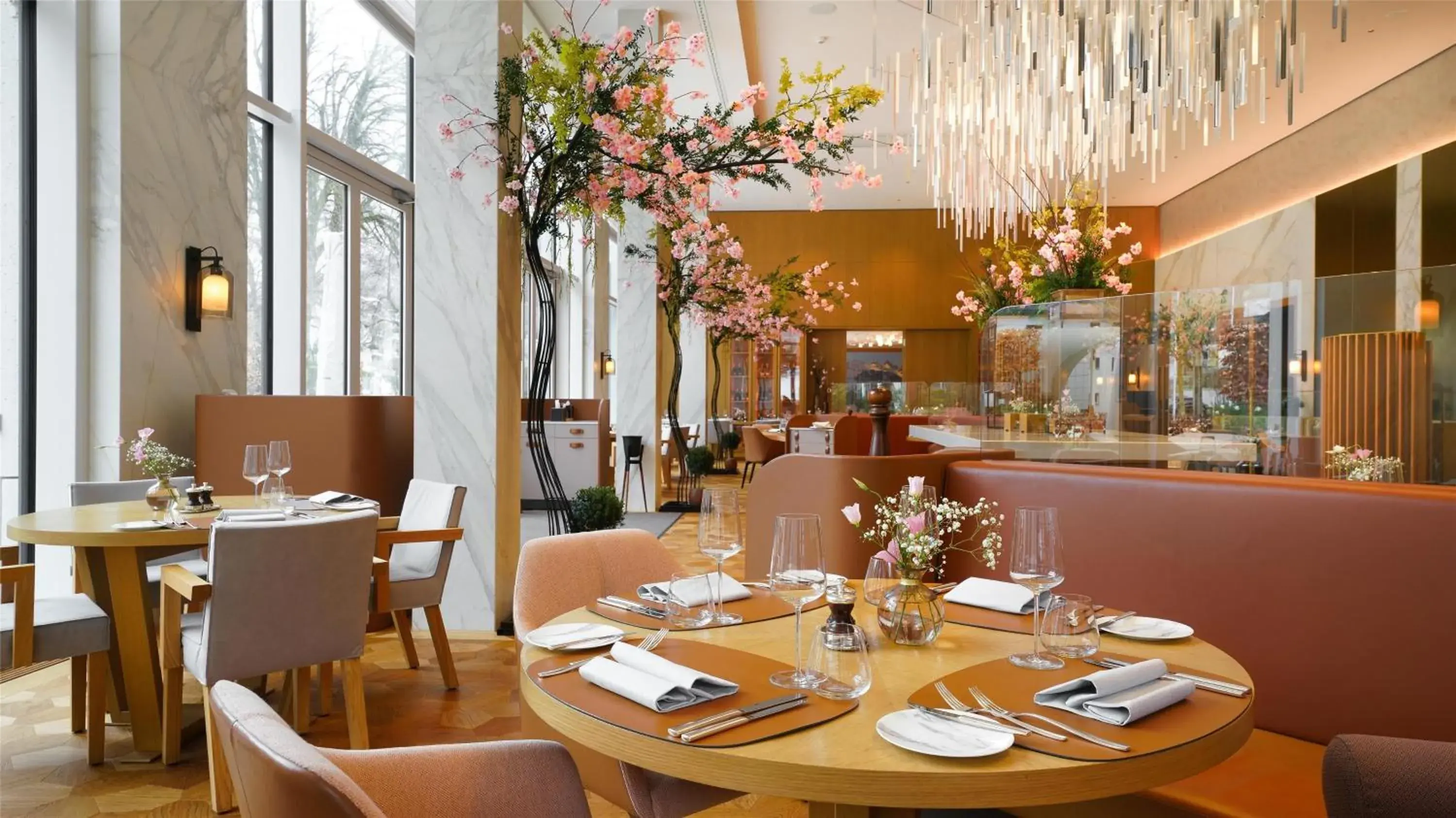 Restaurant/places to eat in Kempinski Palace Engelberg Restaurant/places to eat in Kempinski Palace Engelberg